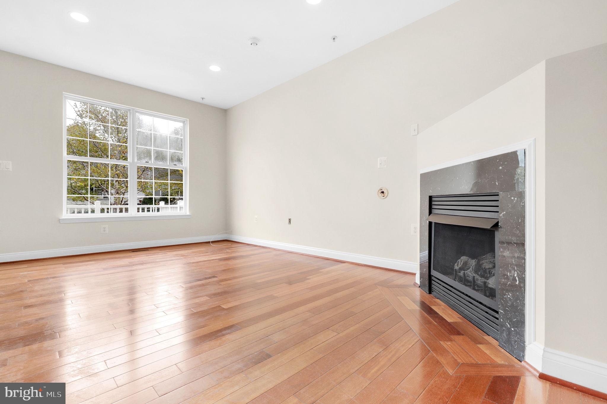 CLARKSBURG TOWN CENTER - Residential