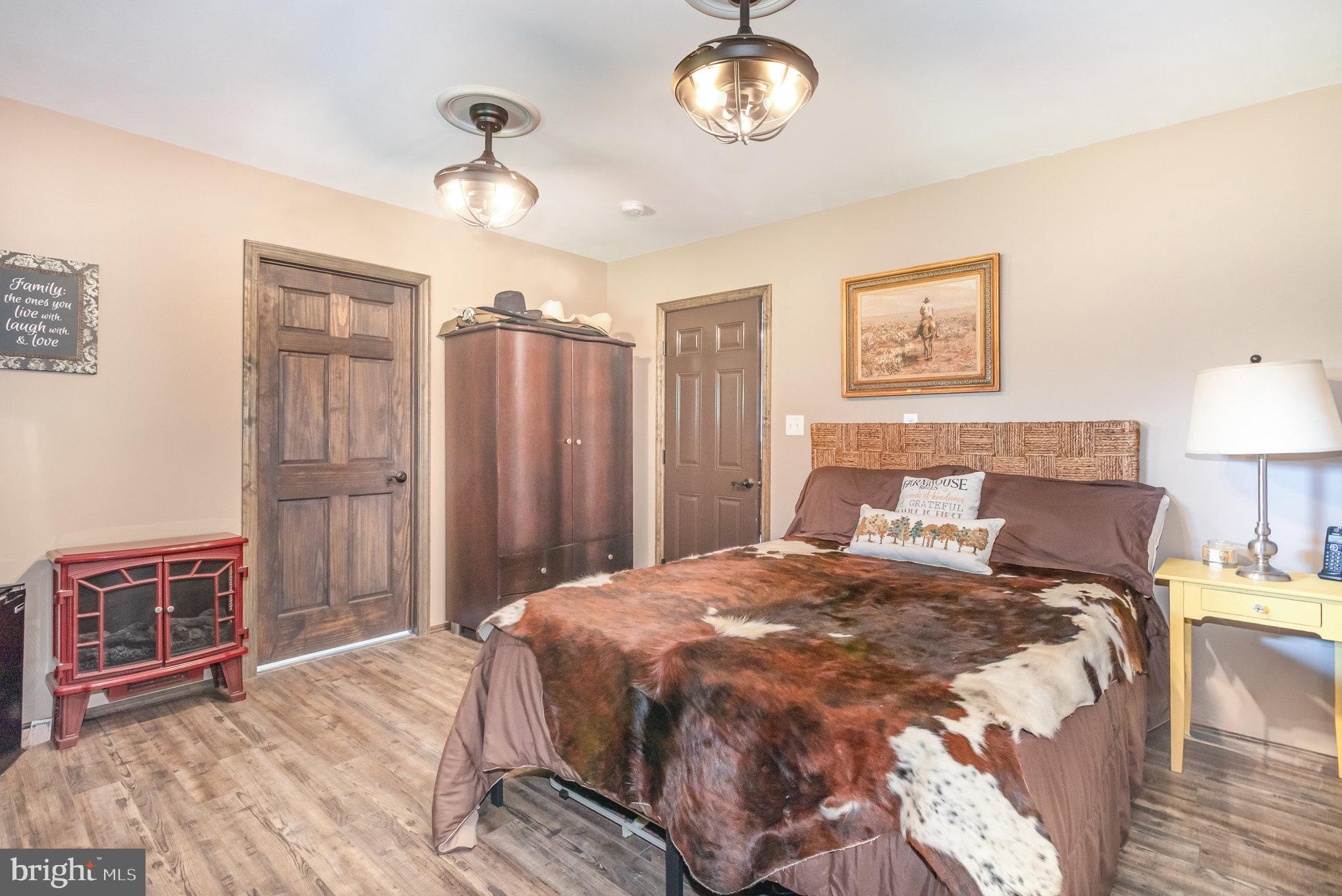 NONE, RURAL - Residential