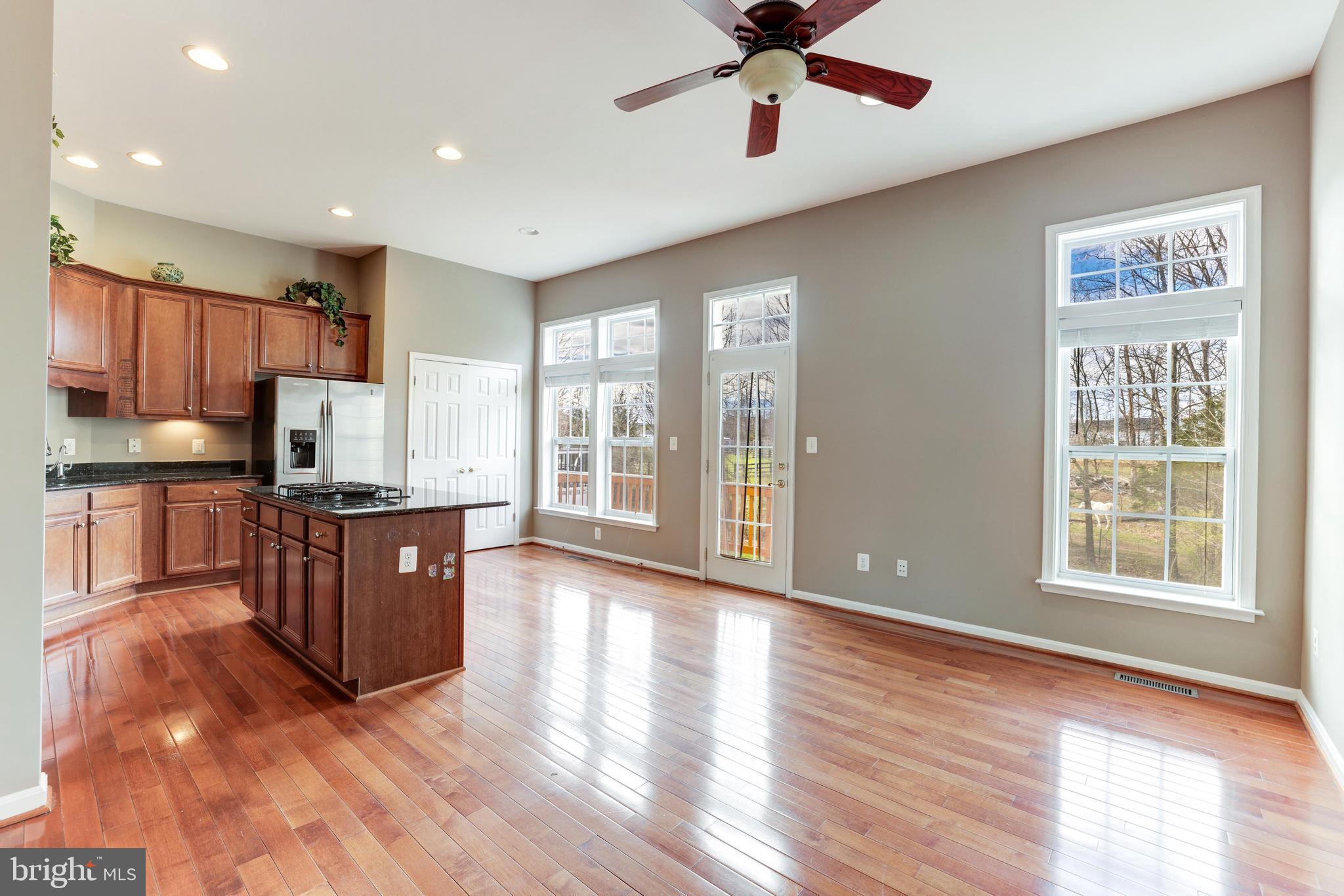 STONE RIDGE SOUTH - Residential Lease