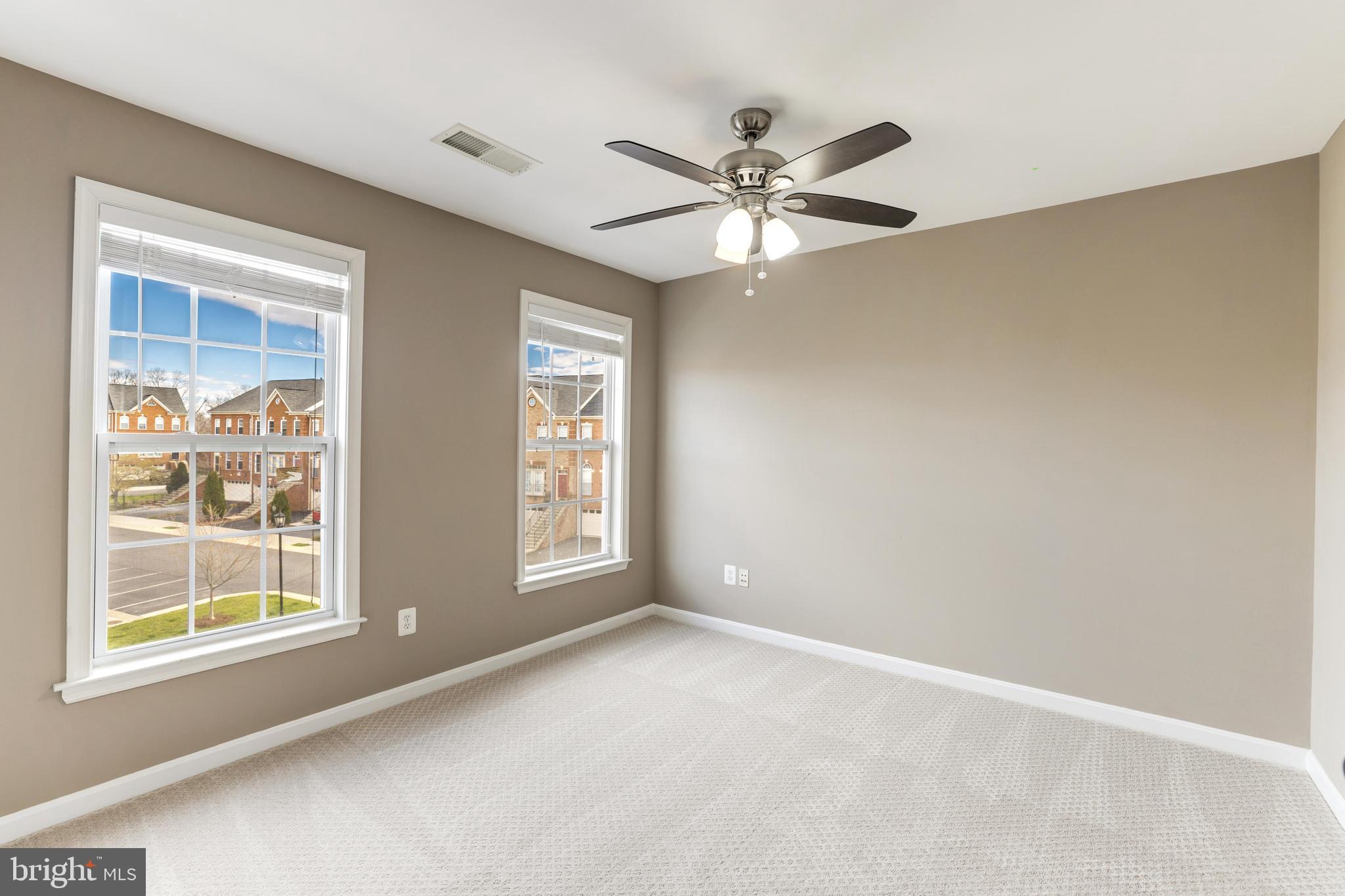 STONE RIDGE SOUTH - Residential Lease