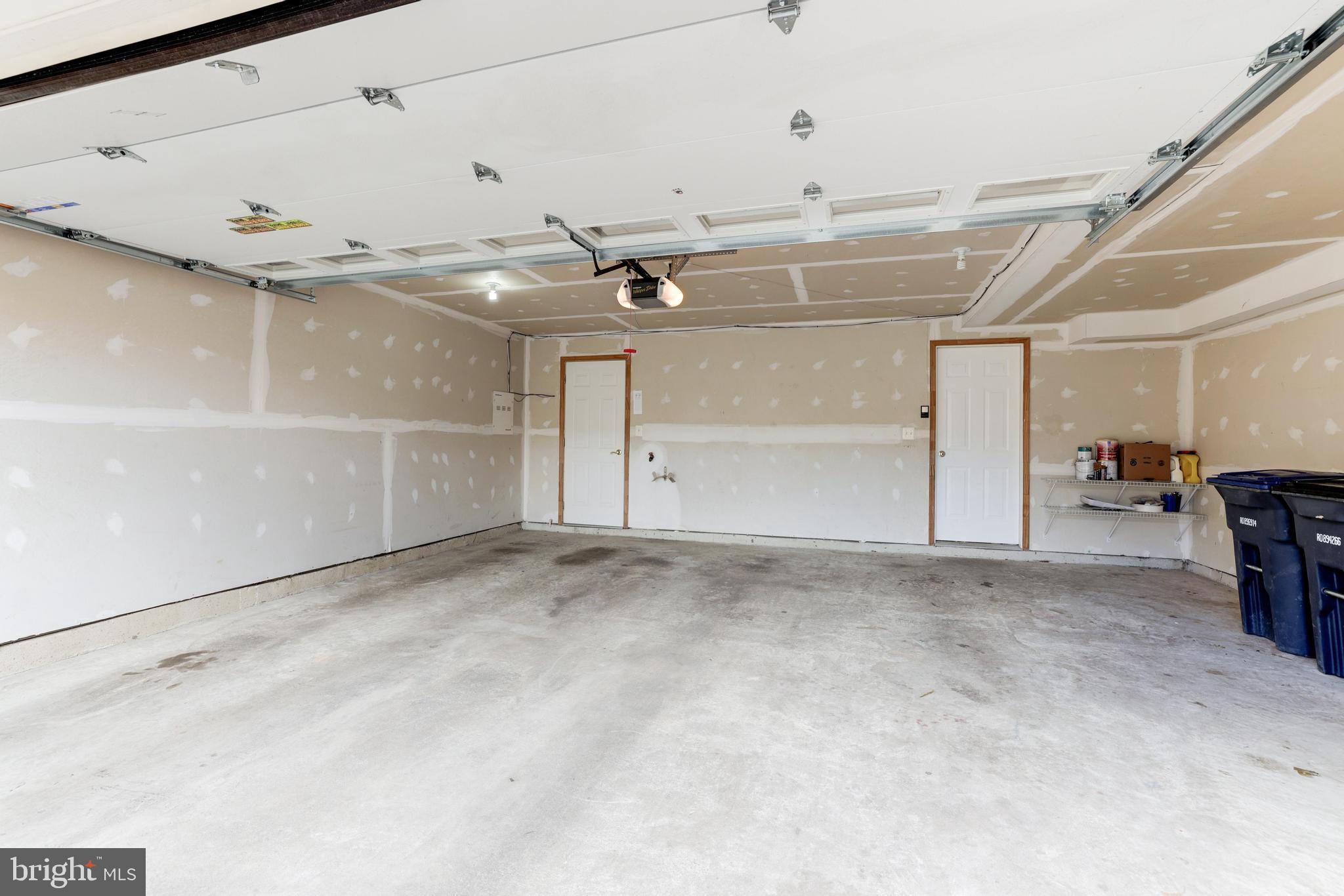 STONE RIDGE SOUTH - Residential Lease