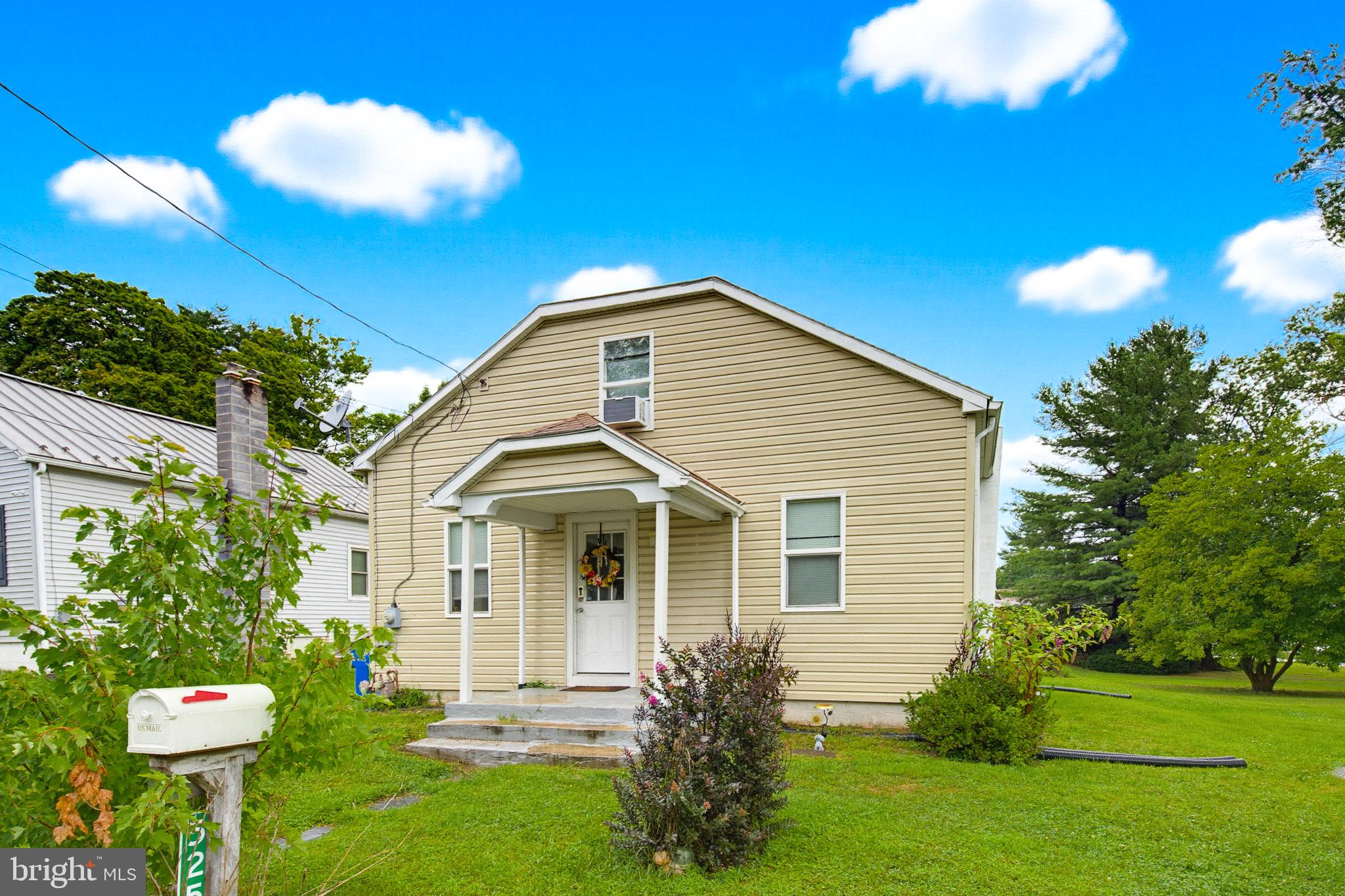 525 FAIRFAX ROAD