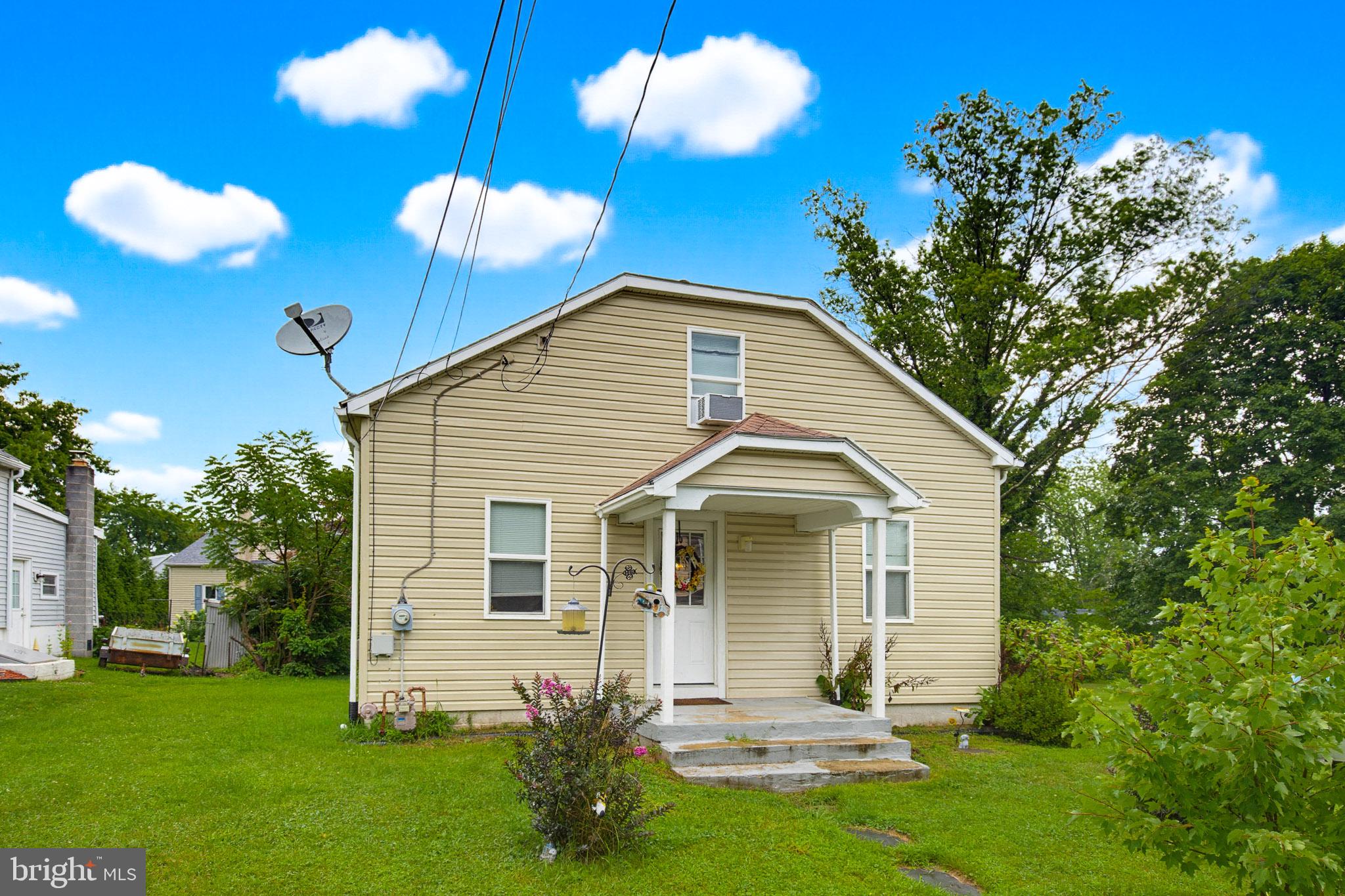 525 FAIRFAX ROAD