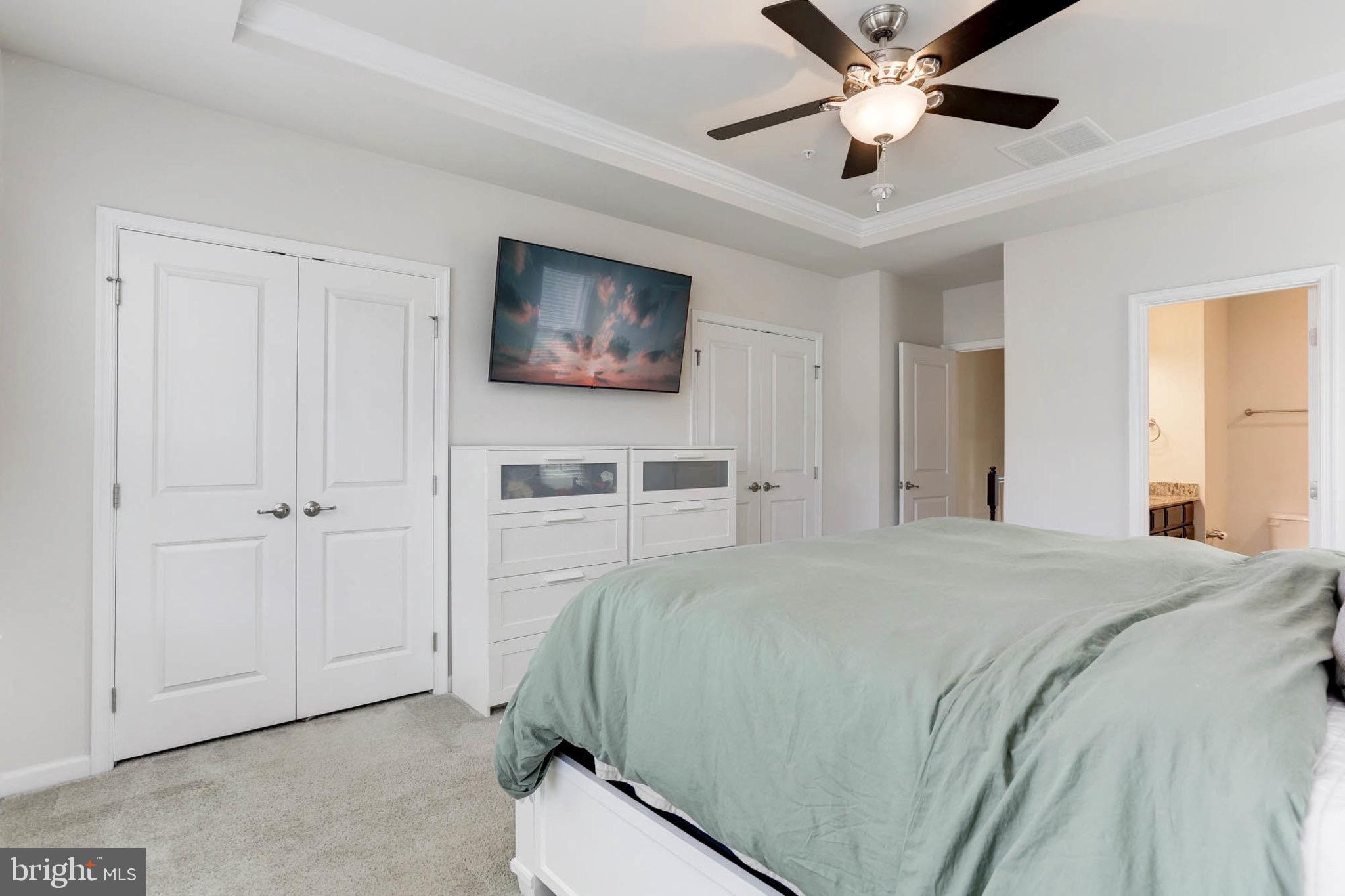 CREEKSIDE VILLAGE - Residential