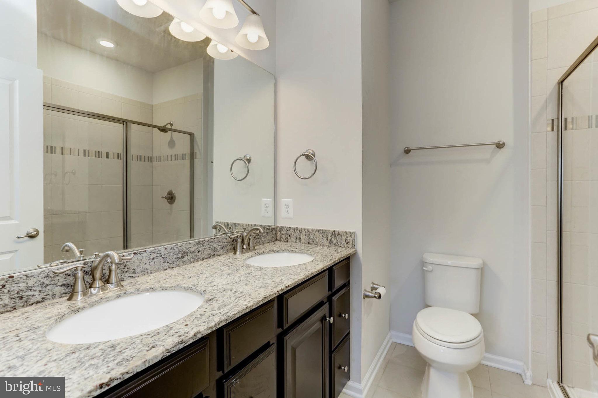 CREEKSIDE VILLAGE - Residential