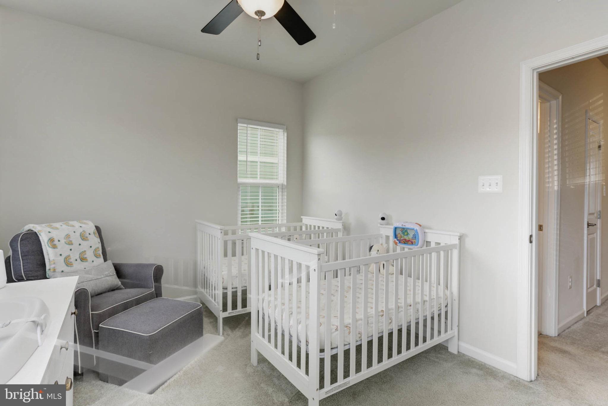 CREEKSIDE VILLAGE - Residential