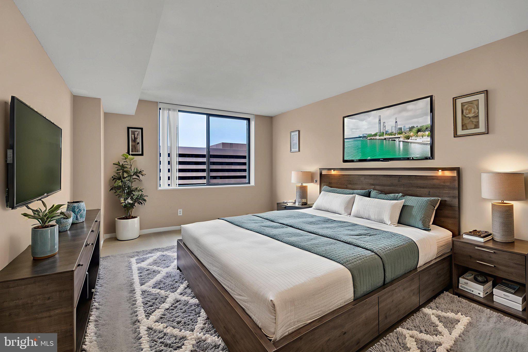 SKYLINE HOUSE - Residential