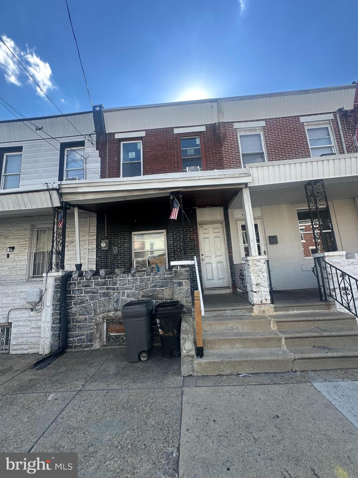 KENSINGTON - Residential