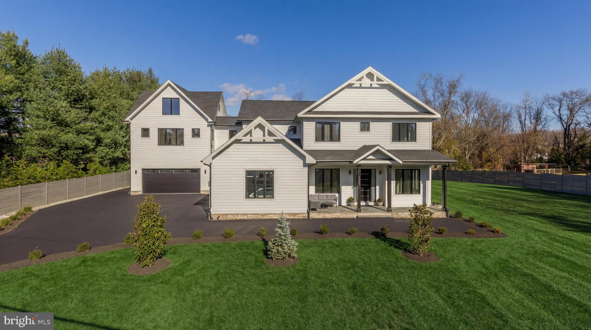 DARNESTOWN OUTSIDE - Residential