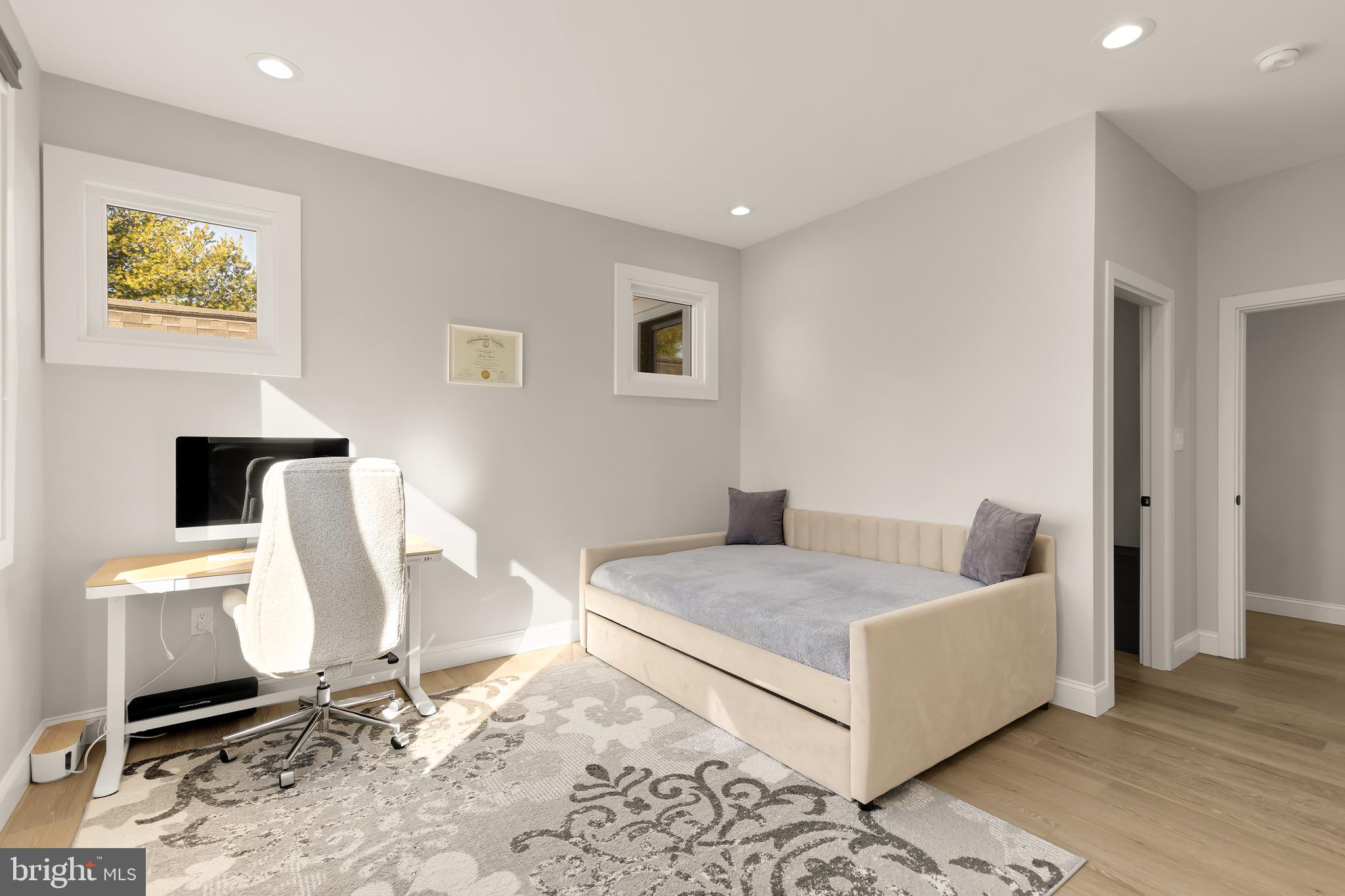 DARNESTOWN OUTSIDE - Residential