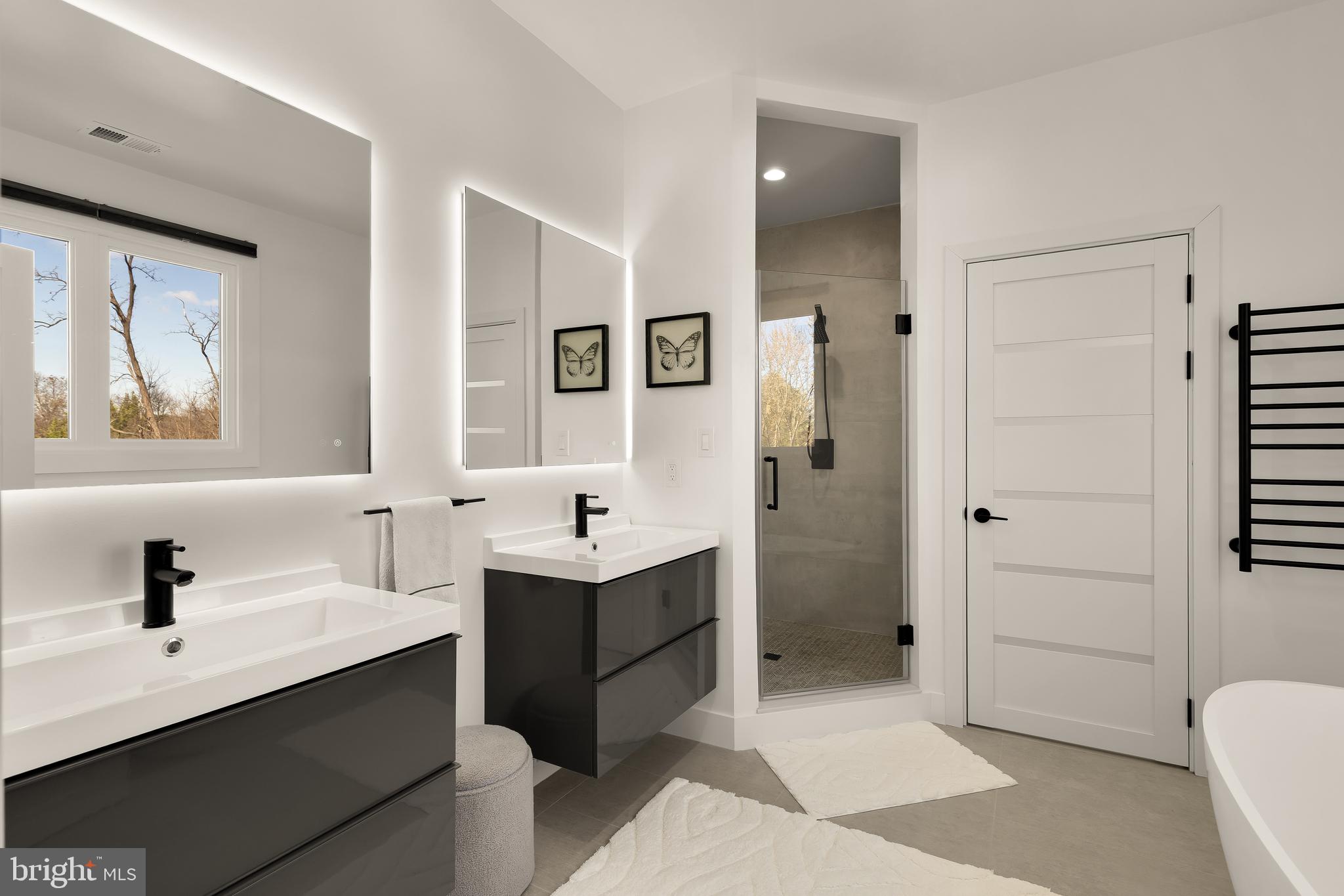 DARNESTOWN OUTSIDE - Residential