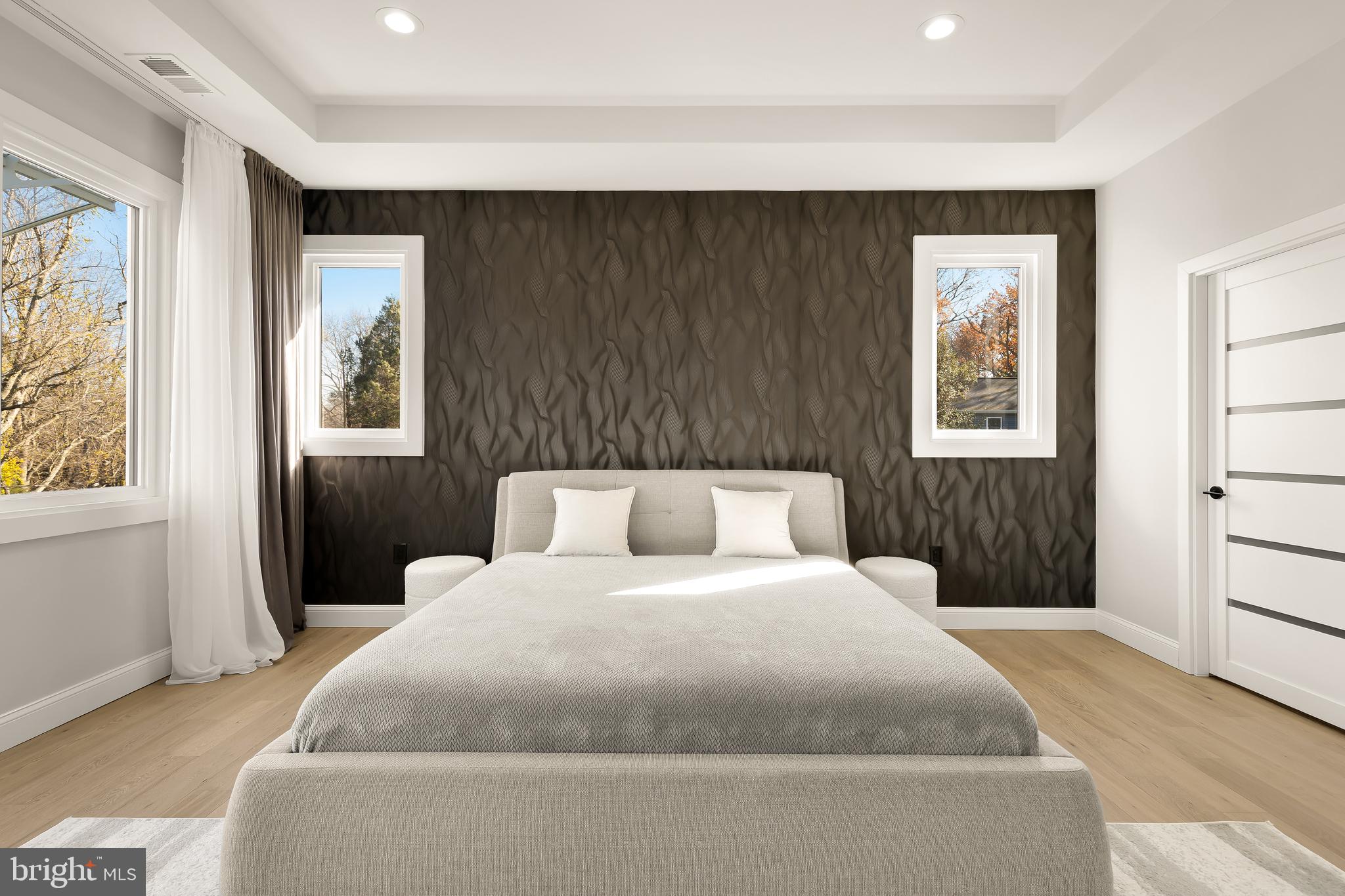 DARNESTOWN OUTSIDE - Residential