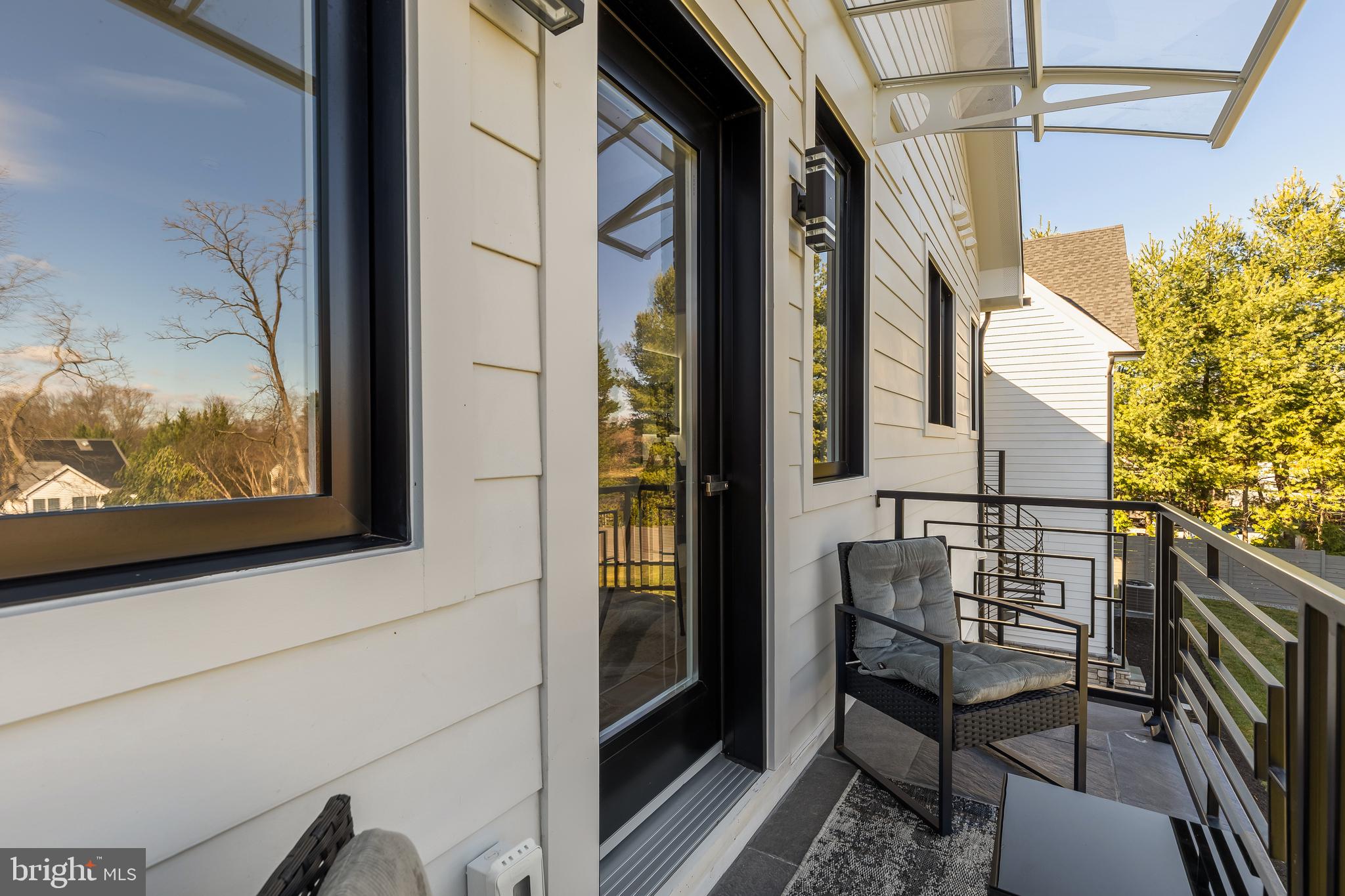 DARNESTOWN OUTSIDE - Residential