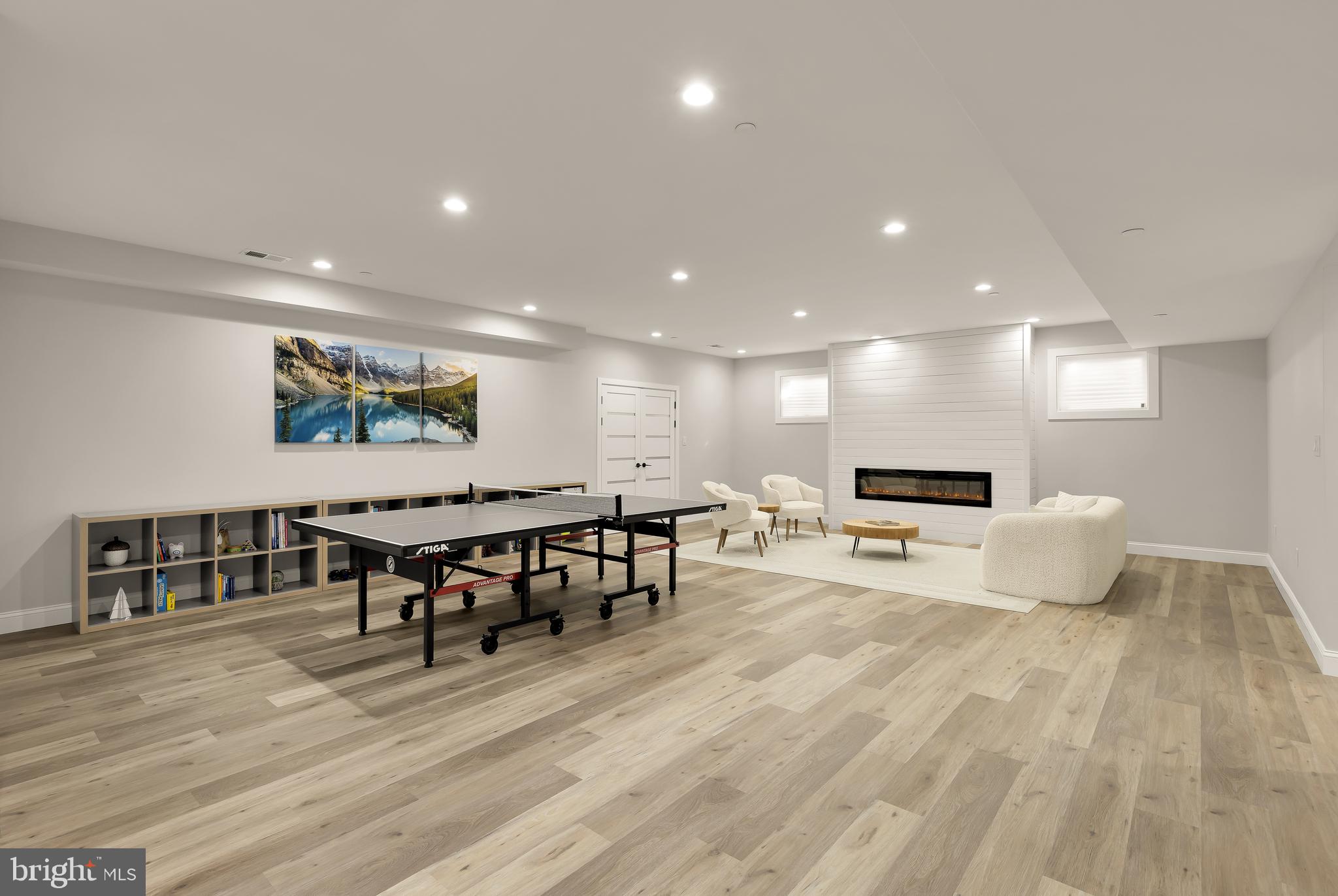 DARNESTOWN OUTSIDE - Residential