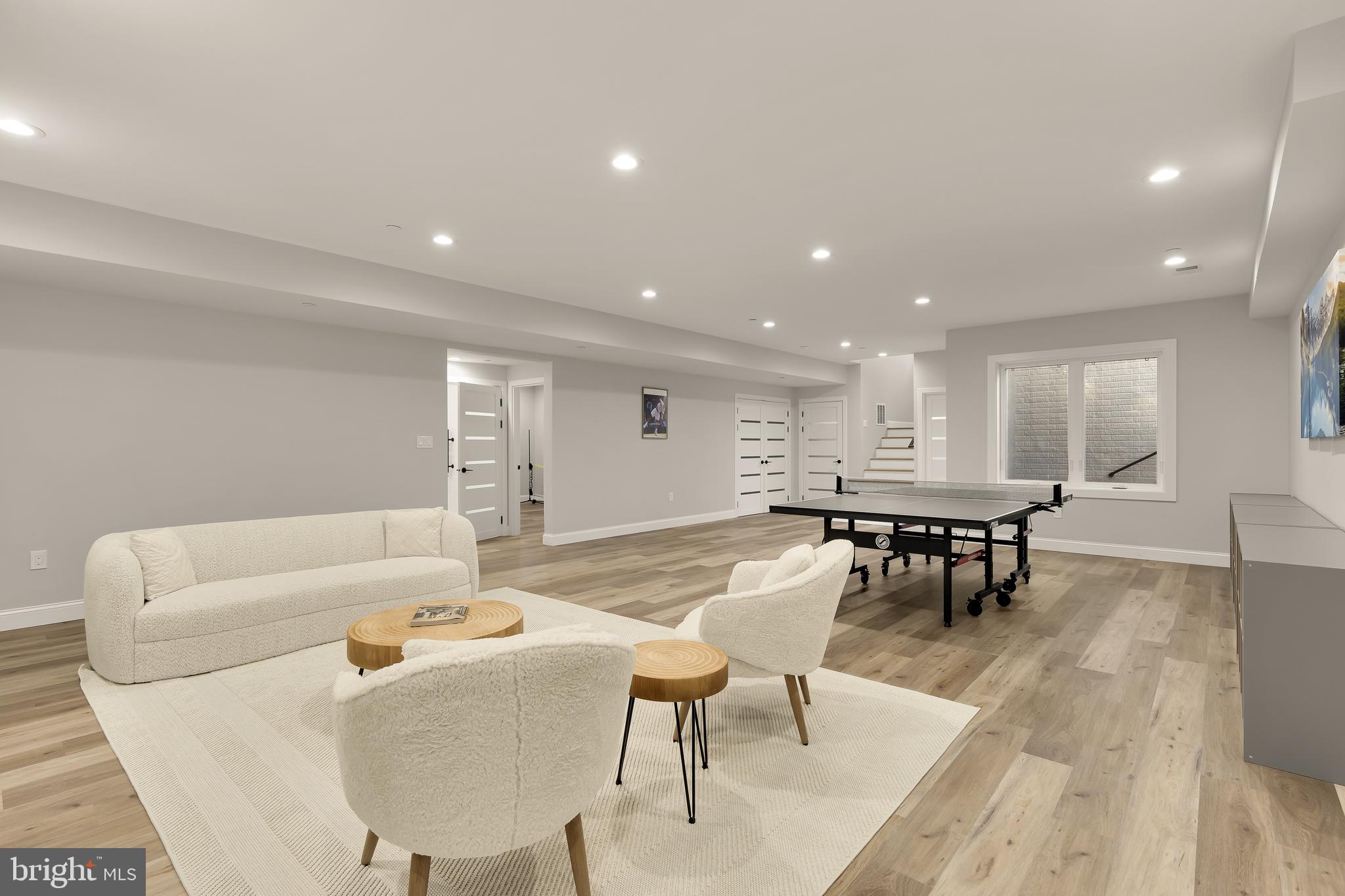 DARNESTOWN OUTSIDE - Residential