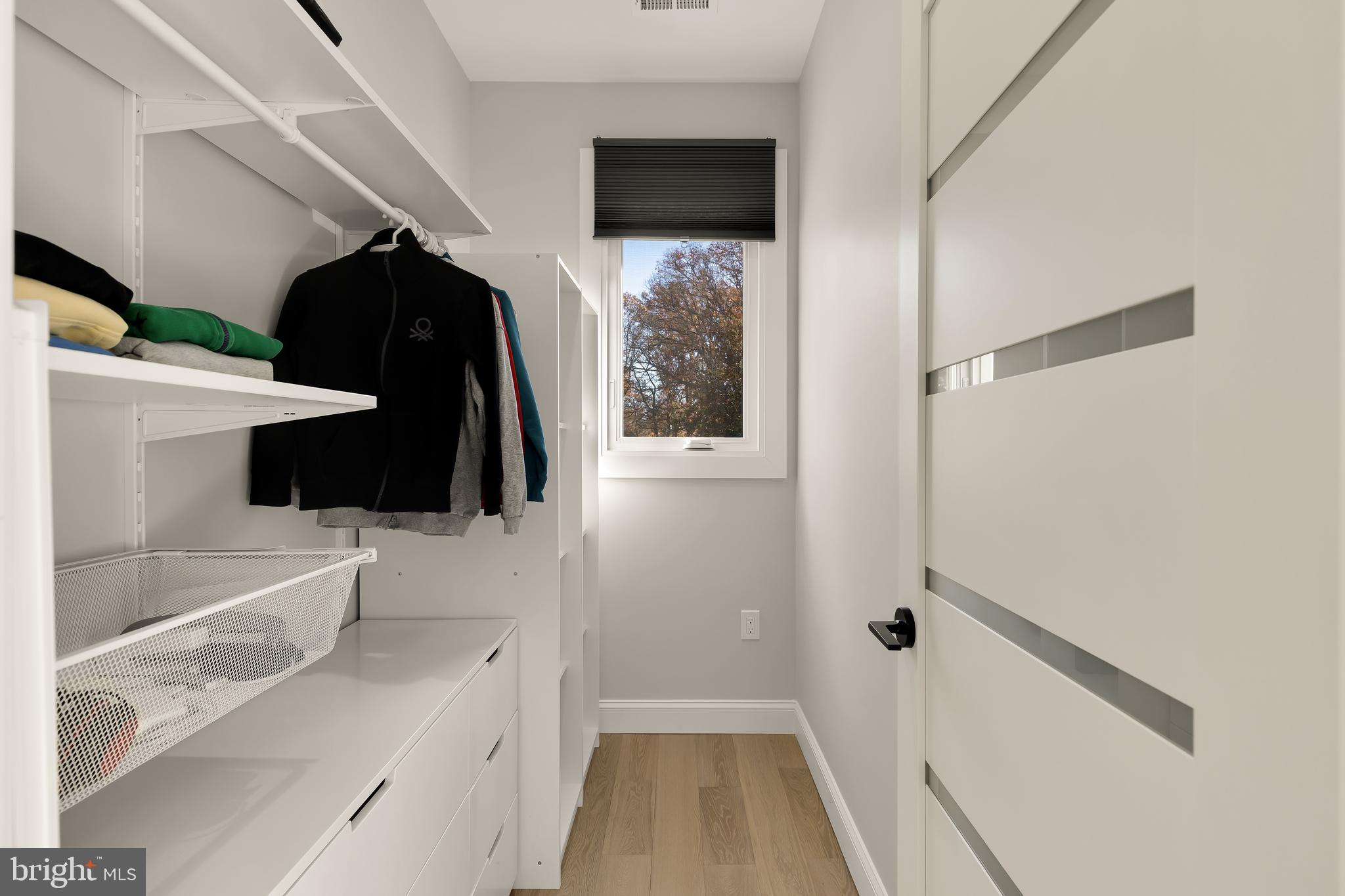 DARNESTOWN OUTSIDE - Residential