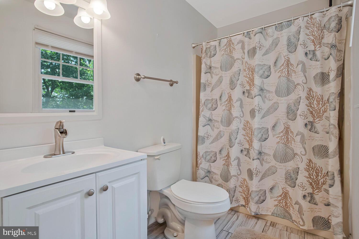 AVALON SHORES - Residential