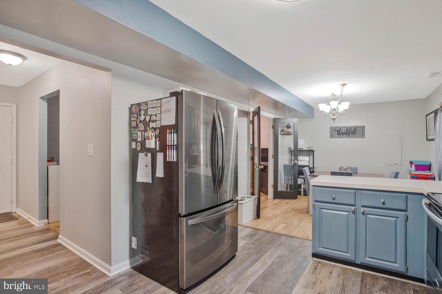 AVALON SHORES - Residential