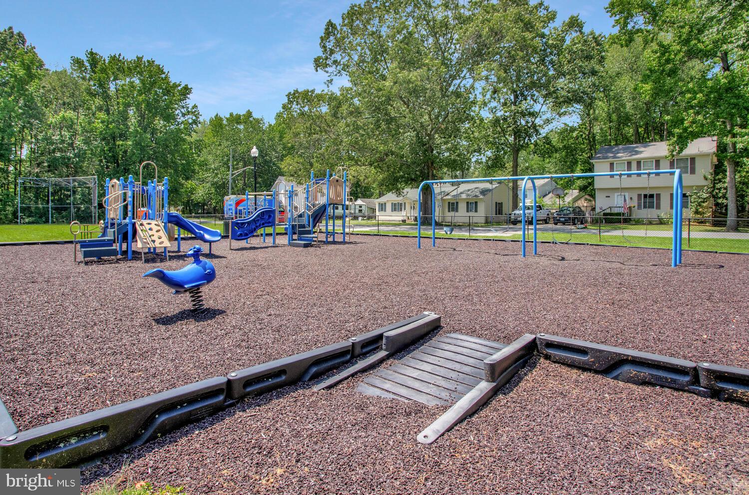 AVALON SHORES - Residential