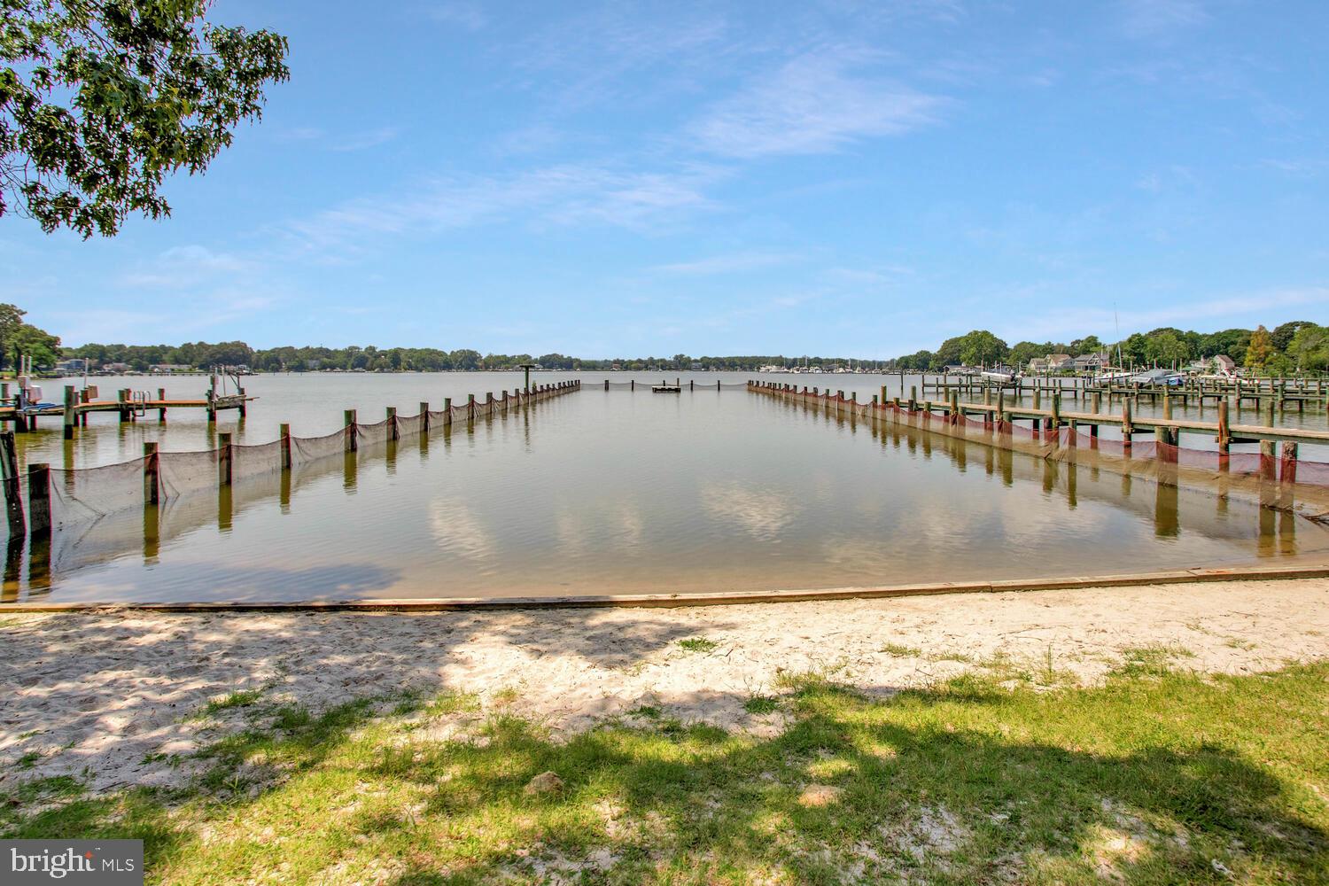 AVALON SHORES - Residential