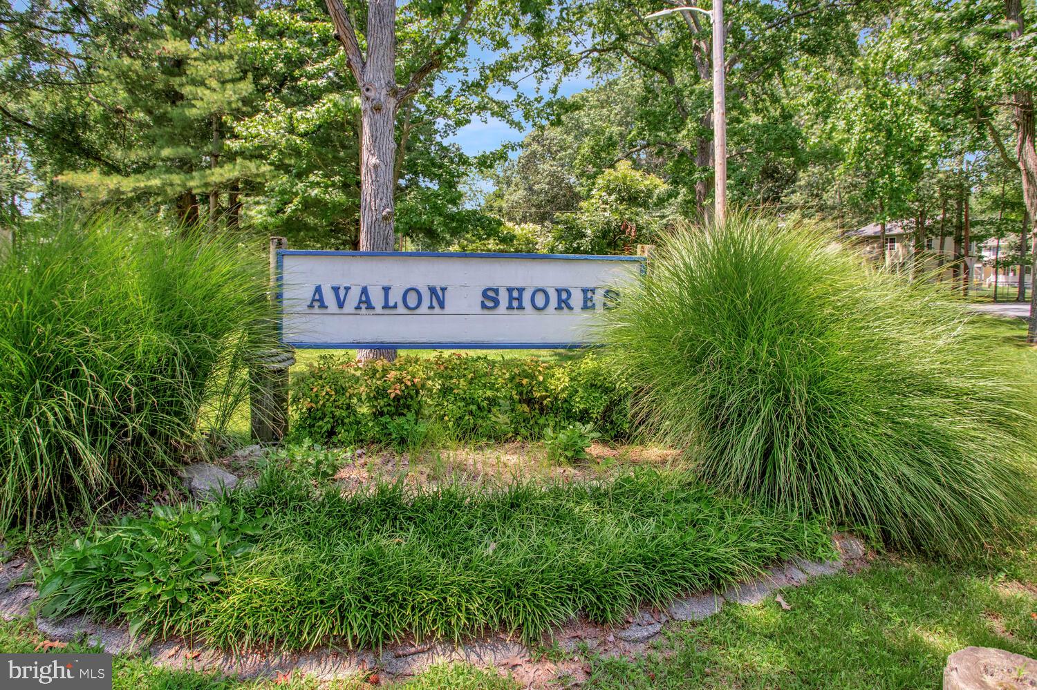 AVALON SHORES - Residential