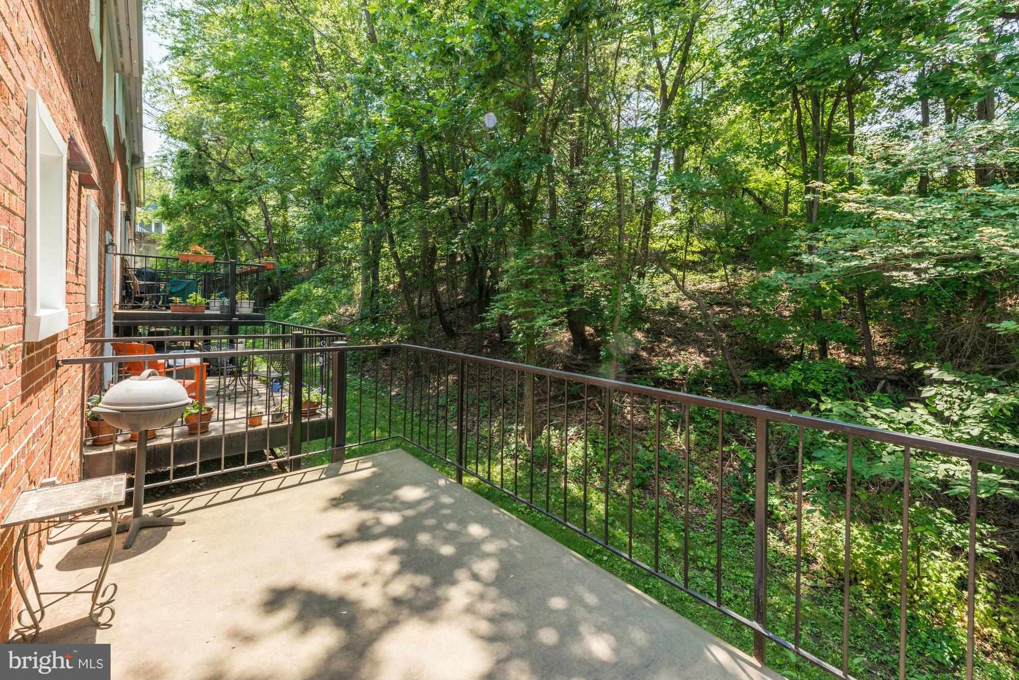 THE ARLINGTON - Residential