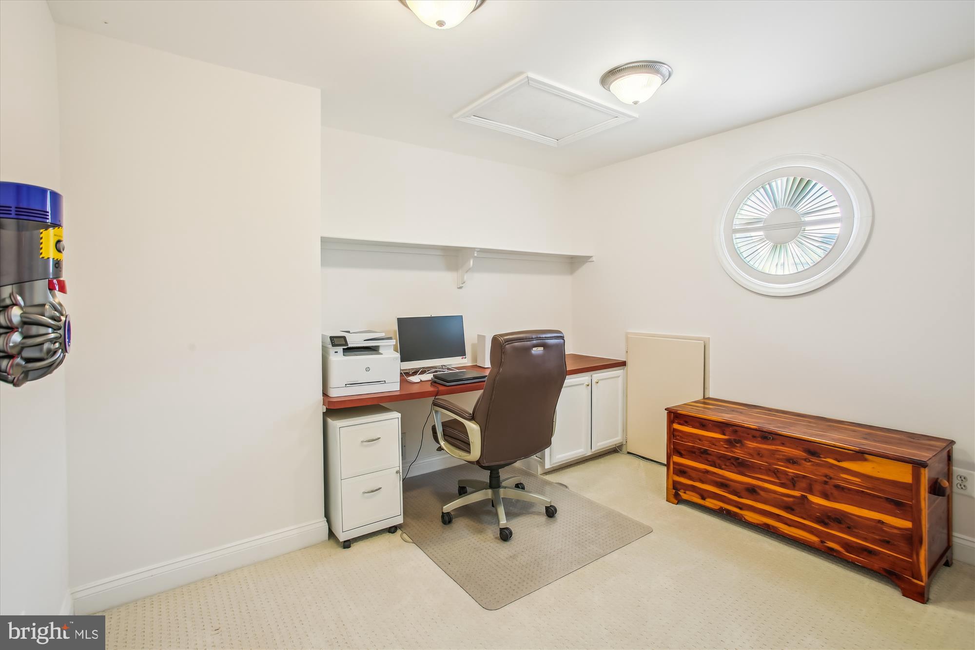 RIVER CREEK - Residential