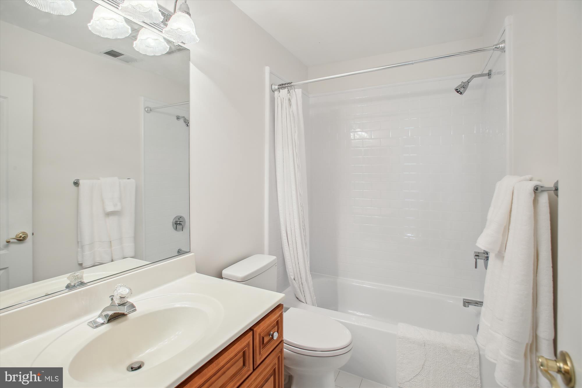 RIVER CREEK - Residential