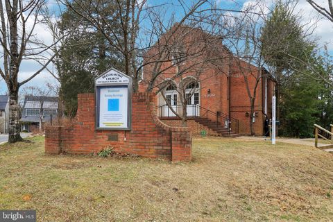 listing image 50