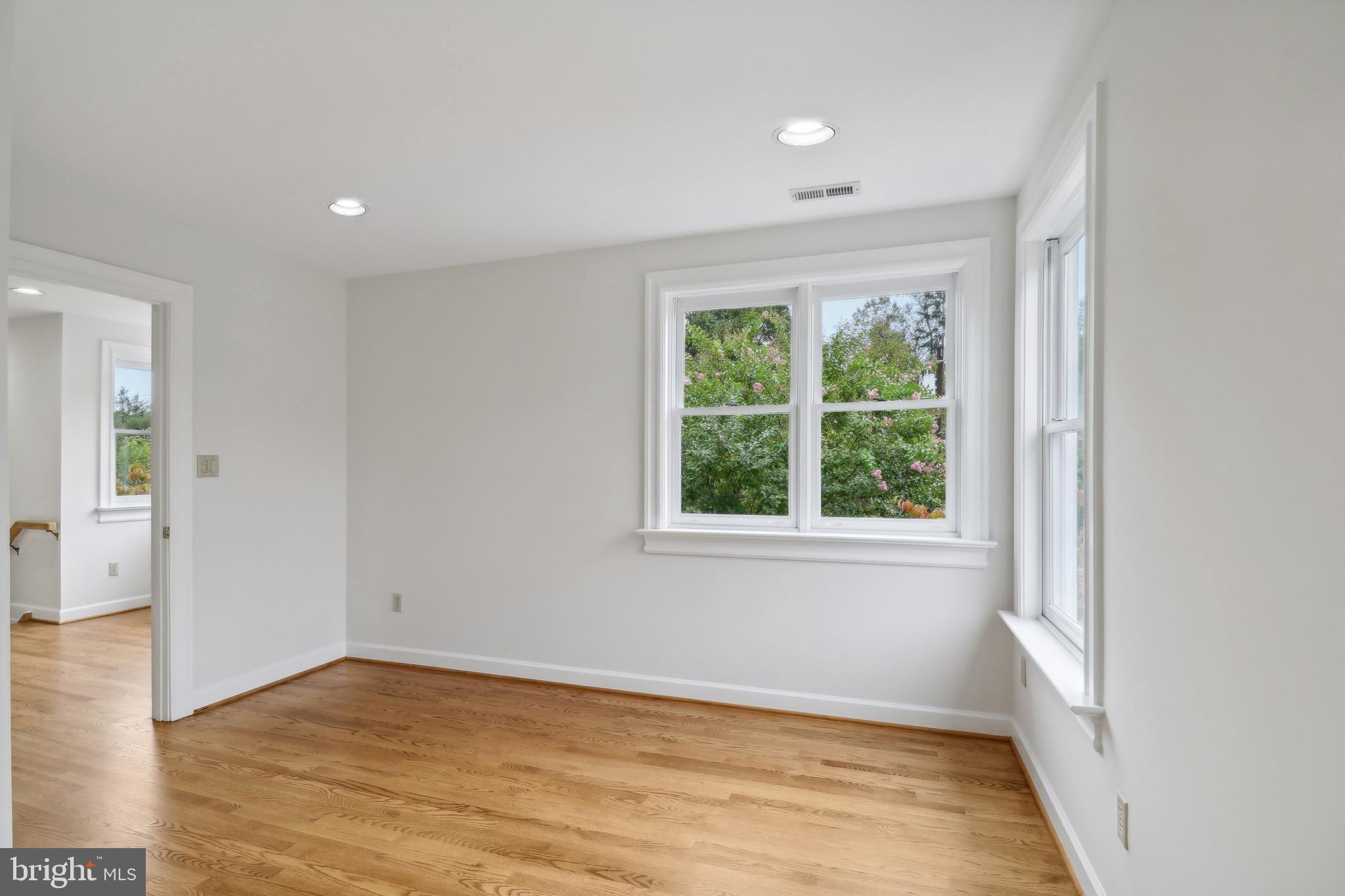 BROOKMONT - Residential