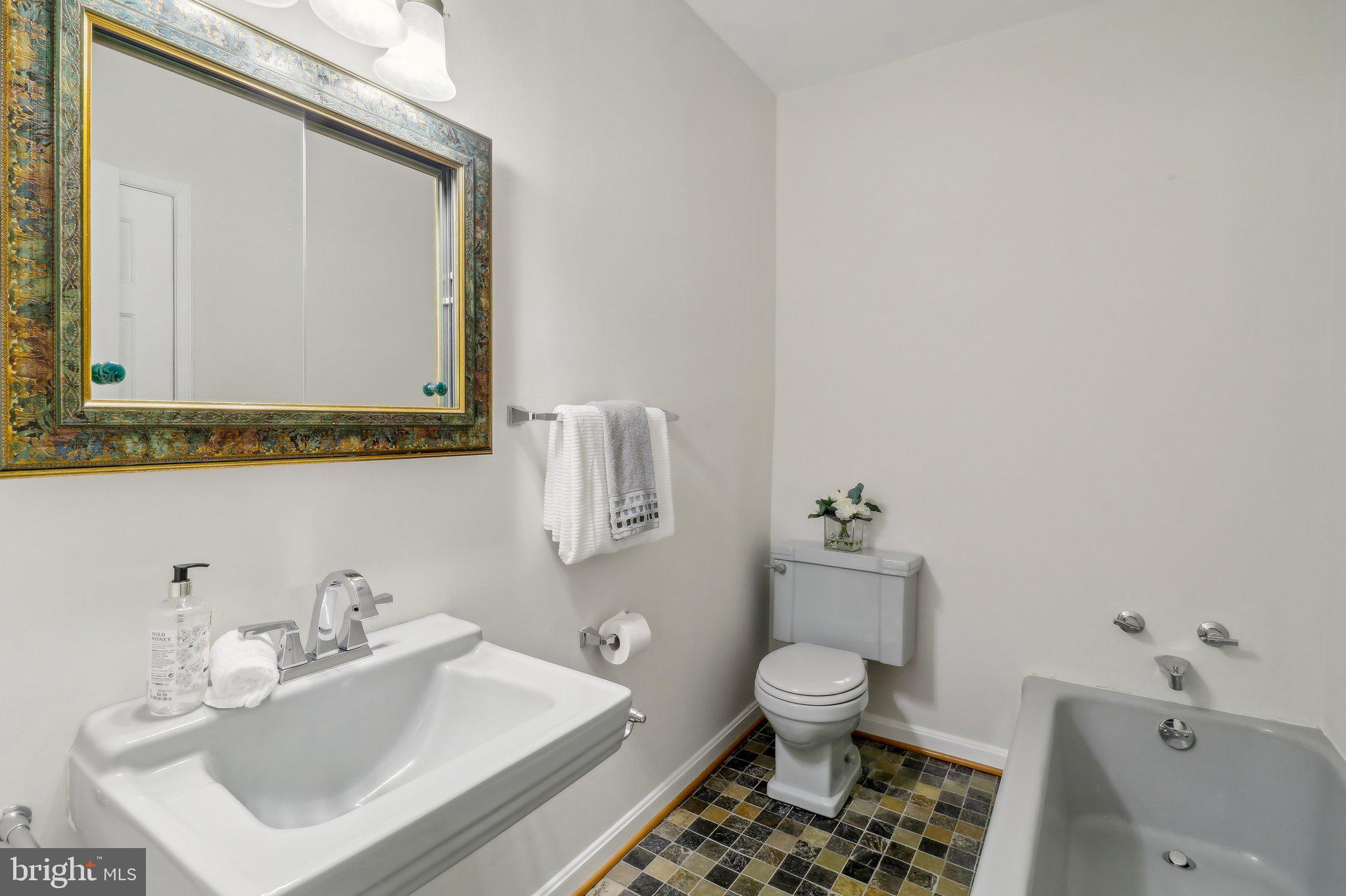 BROOKMONT - Residential