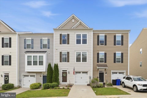 Townhouse For Sale - 12 Leekyler Place<br/> Frederick County, THURMONT, MD 21788
