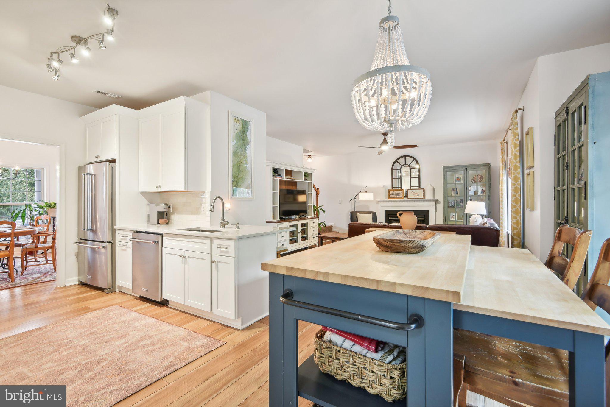 AUSTIN RIDGE - Residential