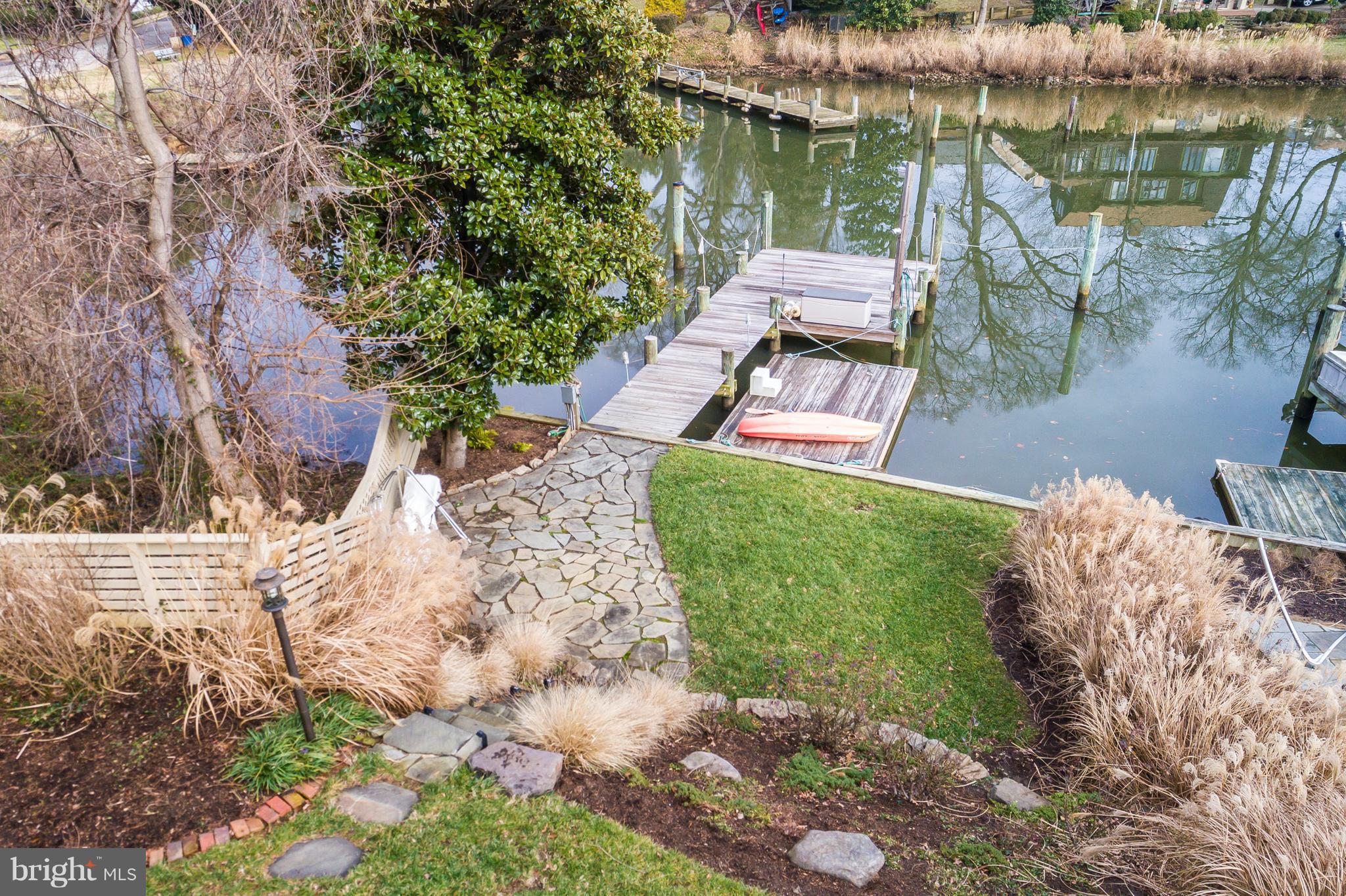 MURRAY HILL - Residential