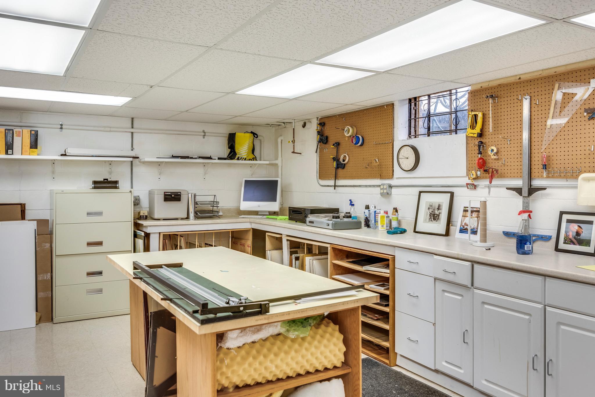 MURRAY HILL - Residential