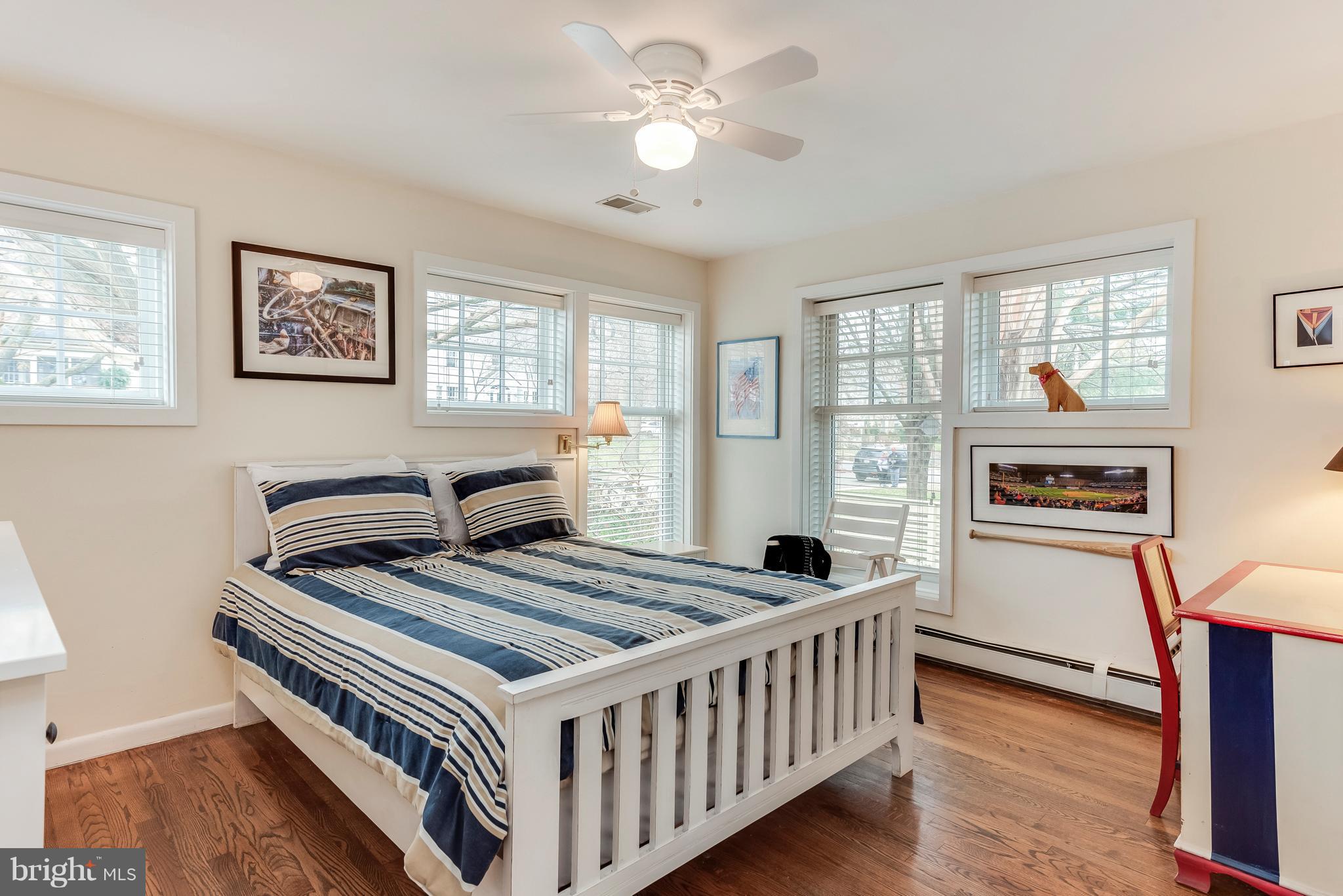 MURRAY HILL - Residential