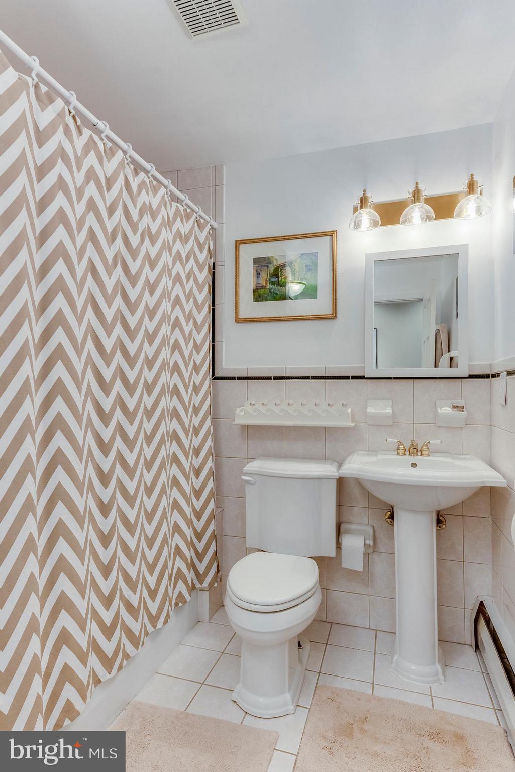 MURRAY HILL - Residential