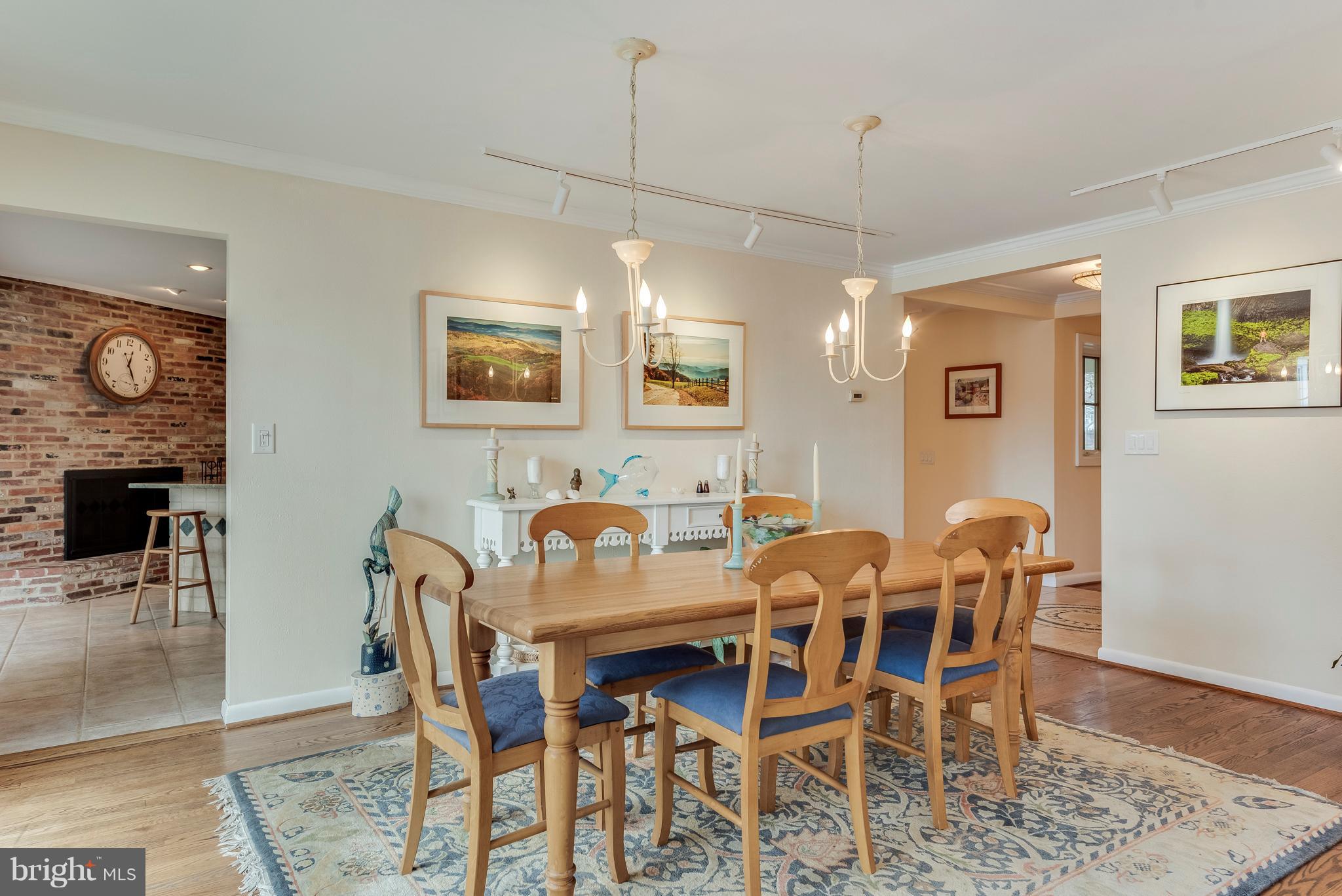 MURRAY HILL - Residential