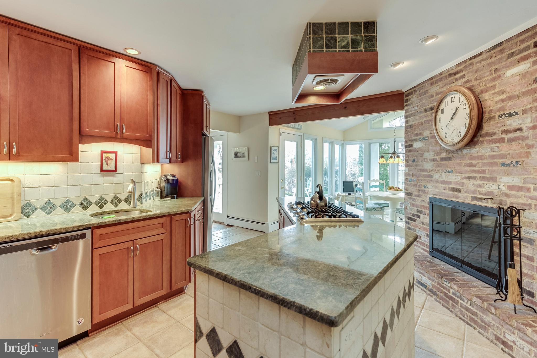 MURRAY HILL - Residential