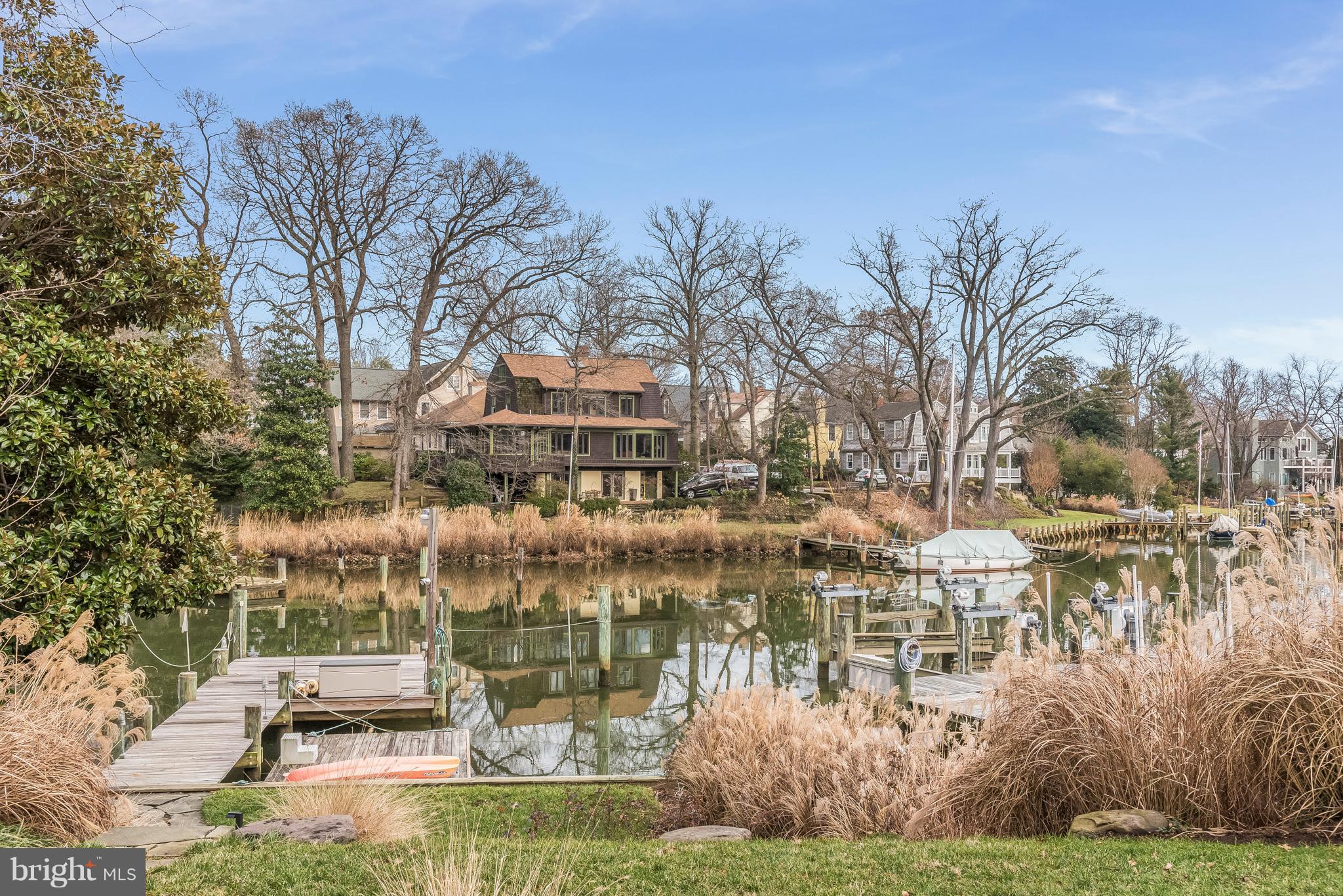 MURRAY HILL - Residential