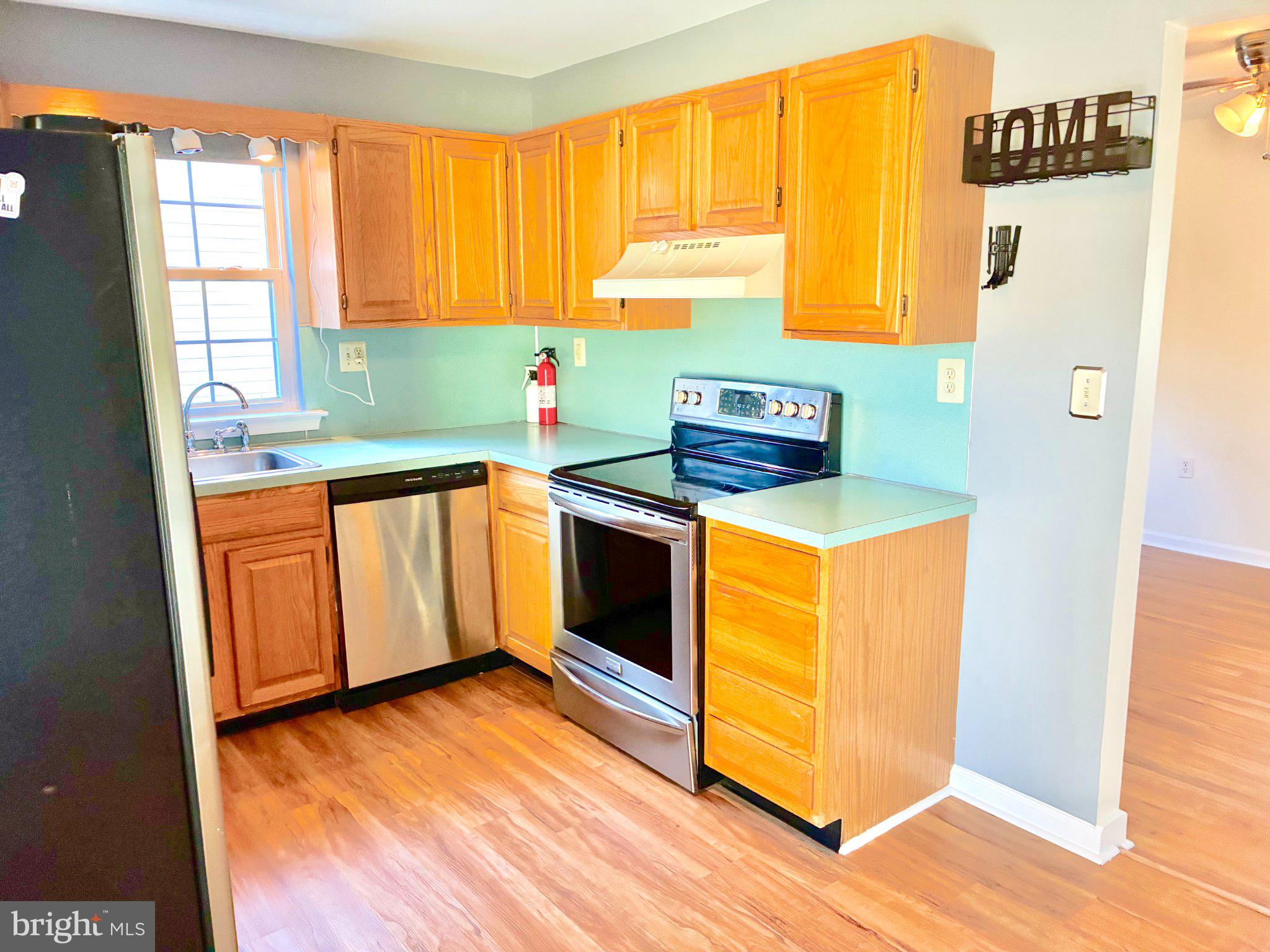 133 W 6TH STREET