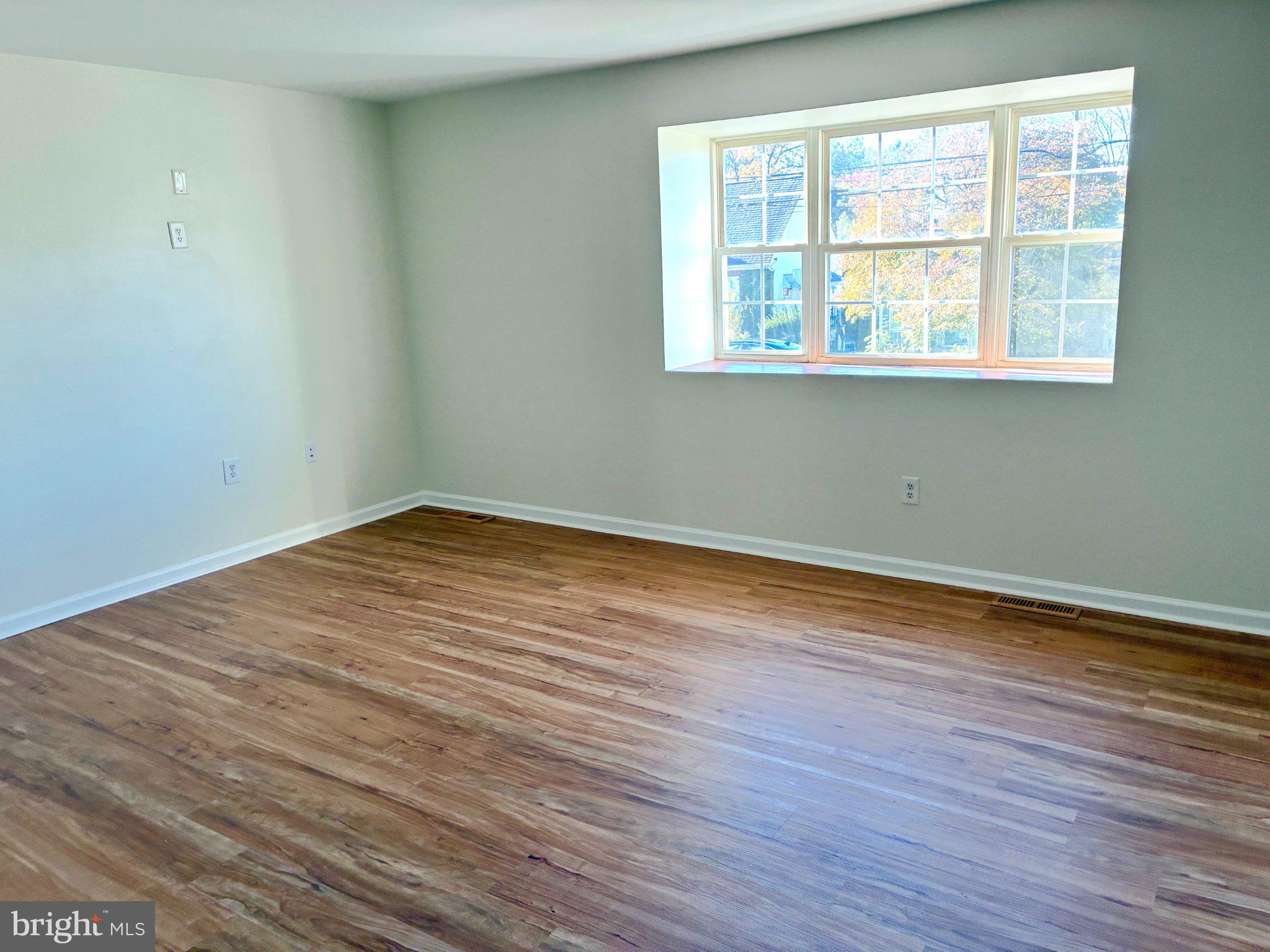 133 W 6TH STREET