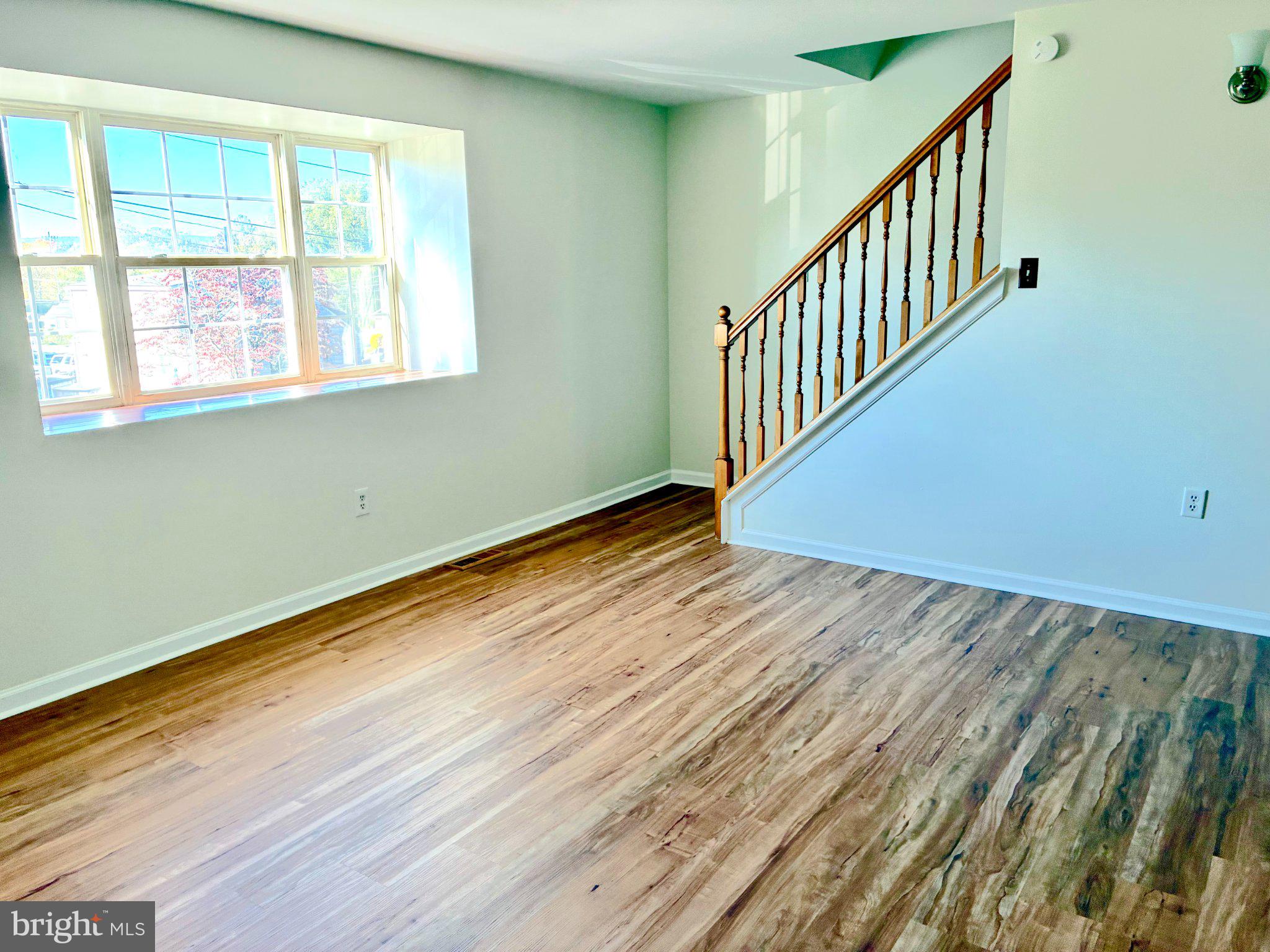 133 W 6TH STREET