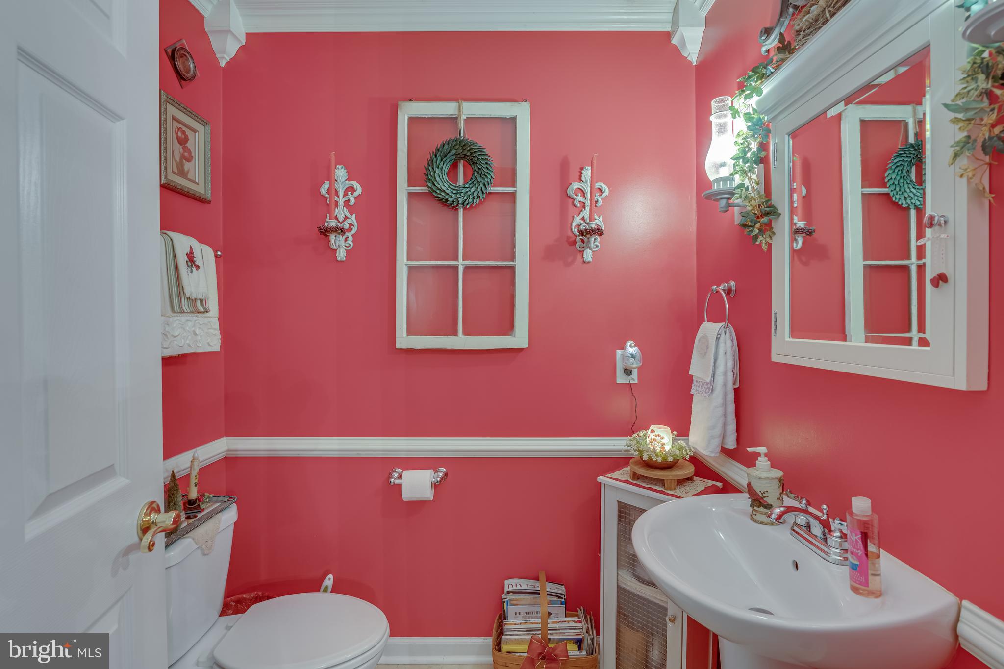 FORT HILL FARMS - Residential