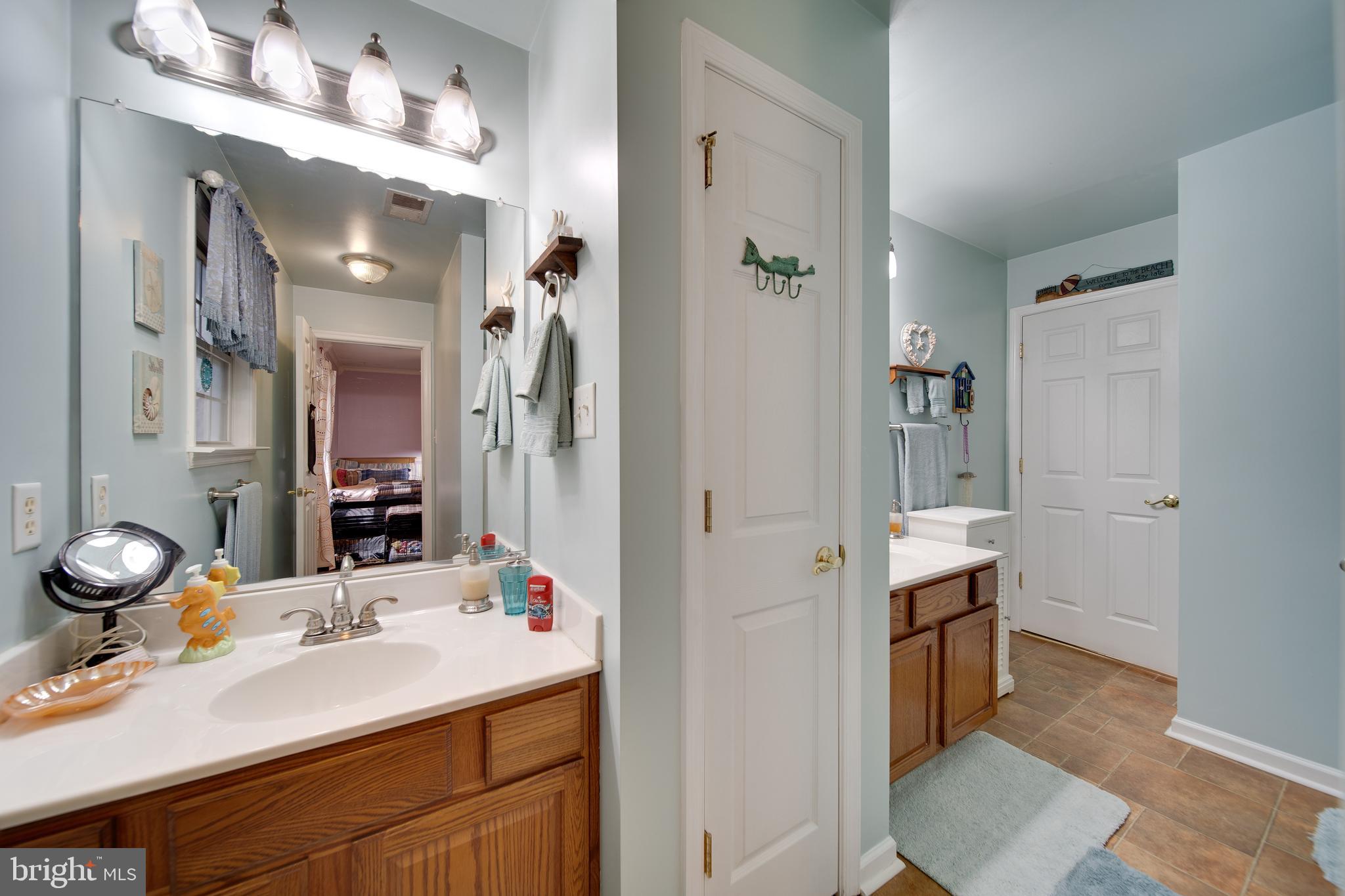 FORT HILL FARMS - Residential