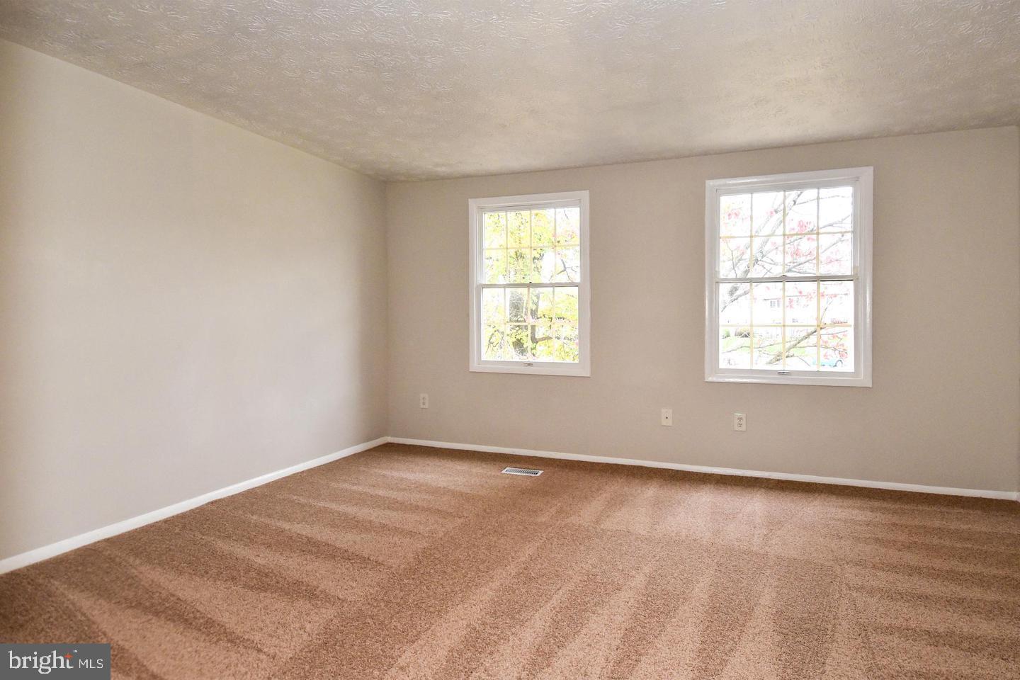 DEVILS REACH CONDOS - Residential