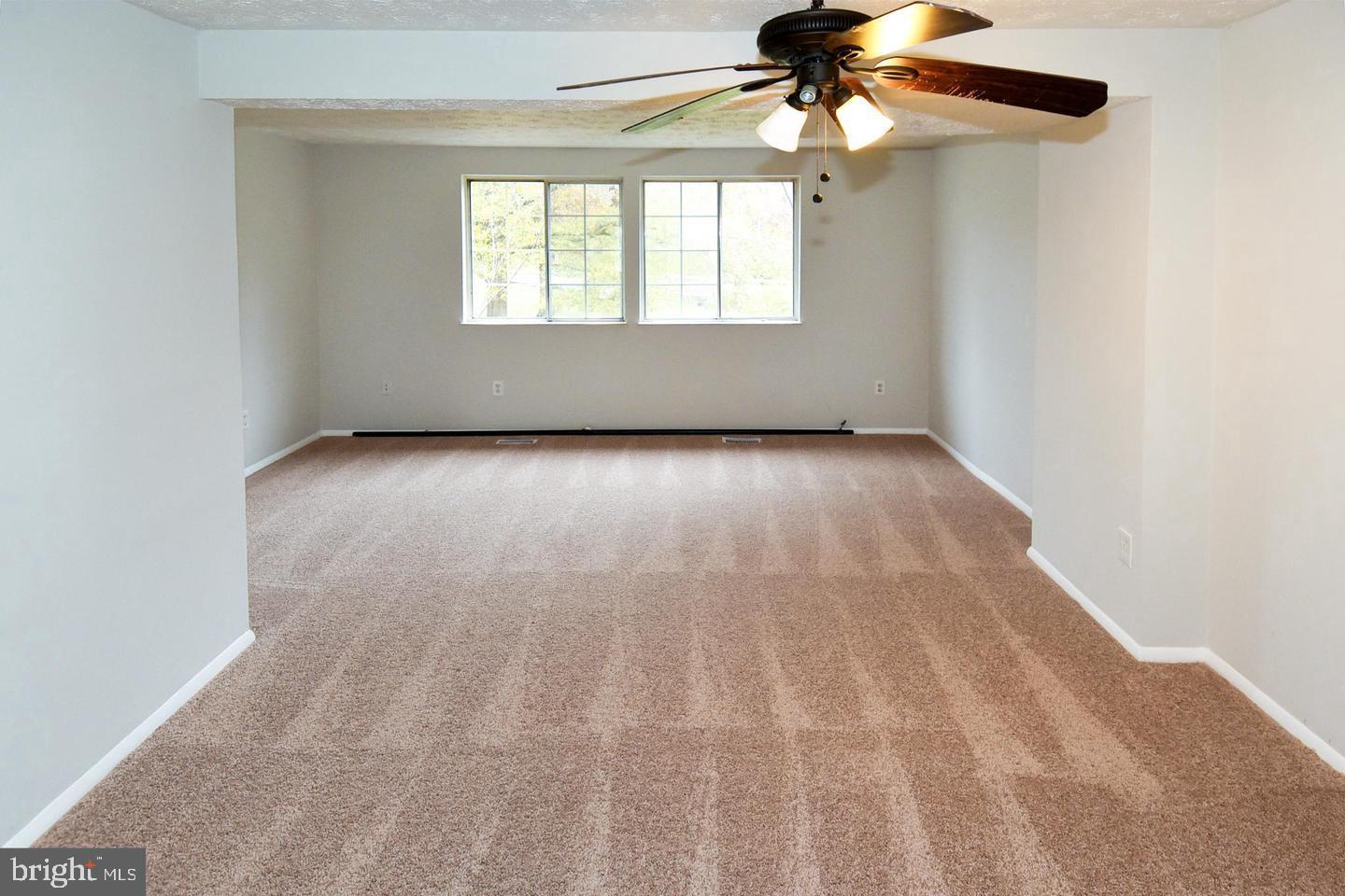 DEVILS REACH CONDOS - Residential