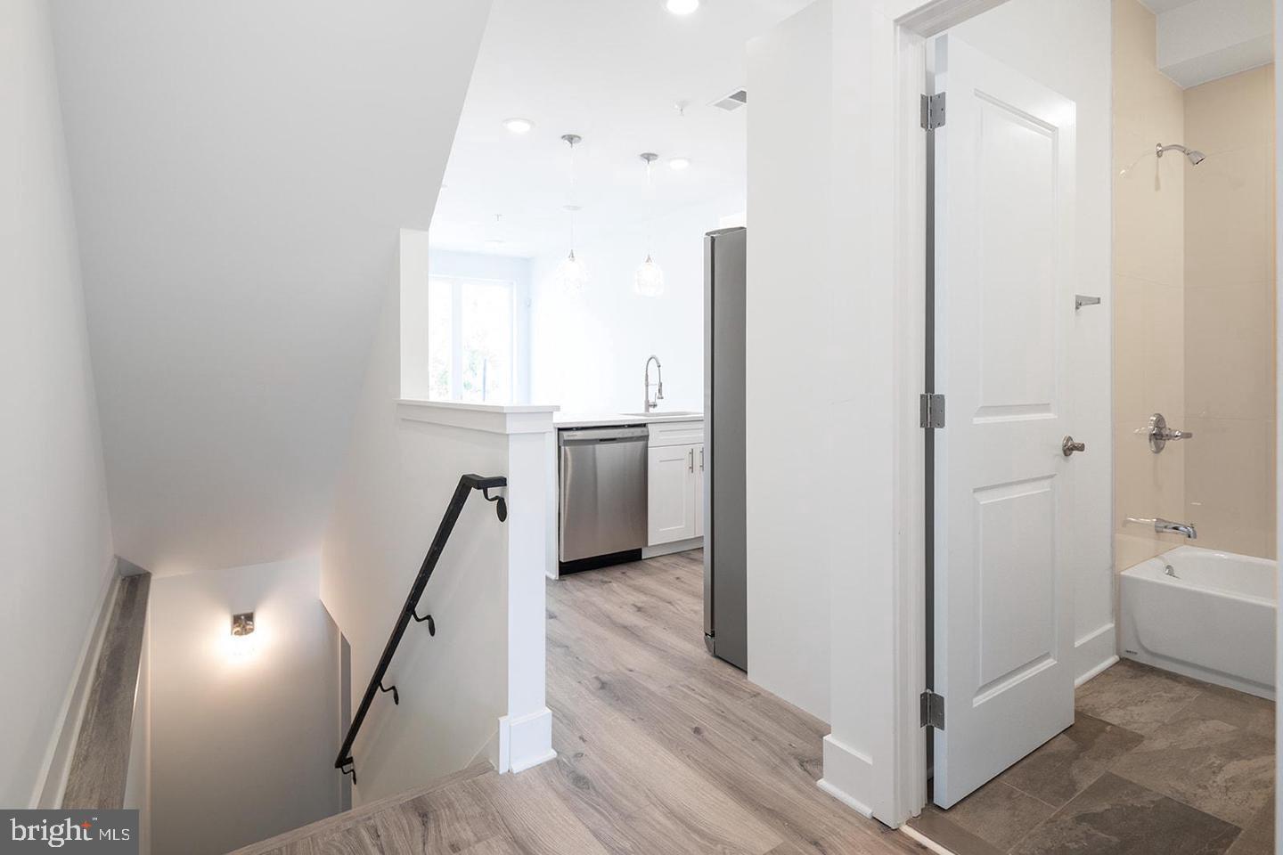 FISHTOWN - Residential Lease