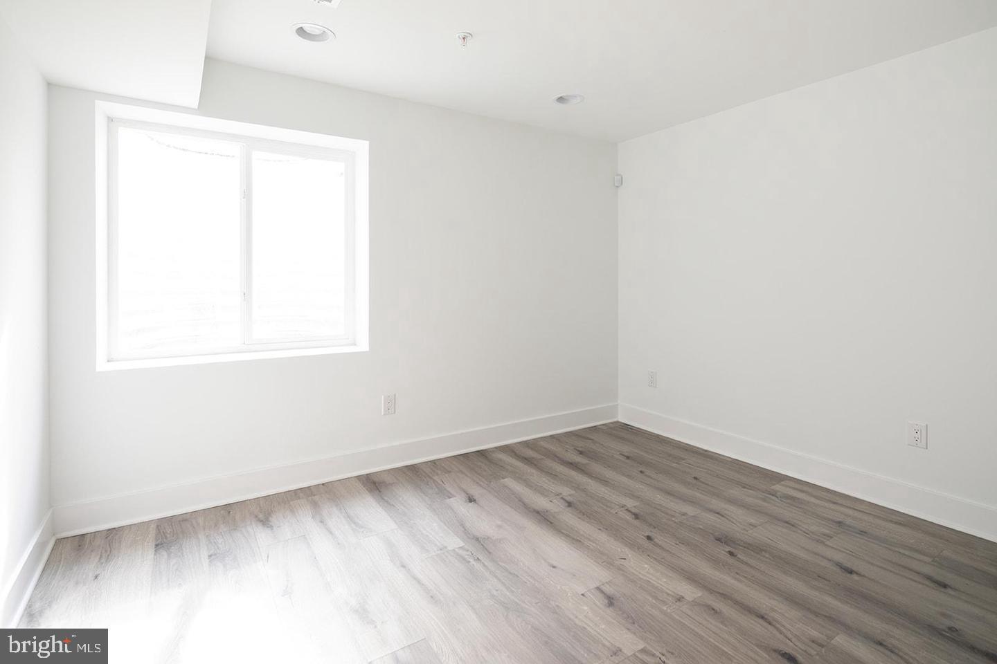 FISHTOWN - Residential Lease