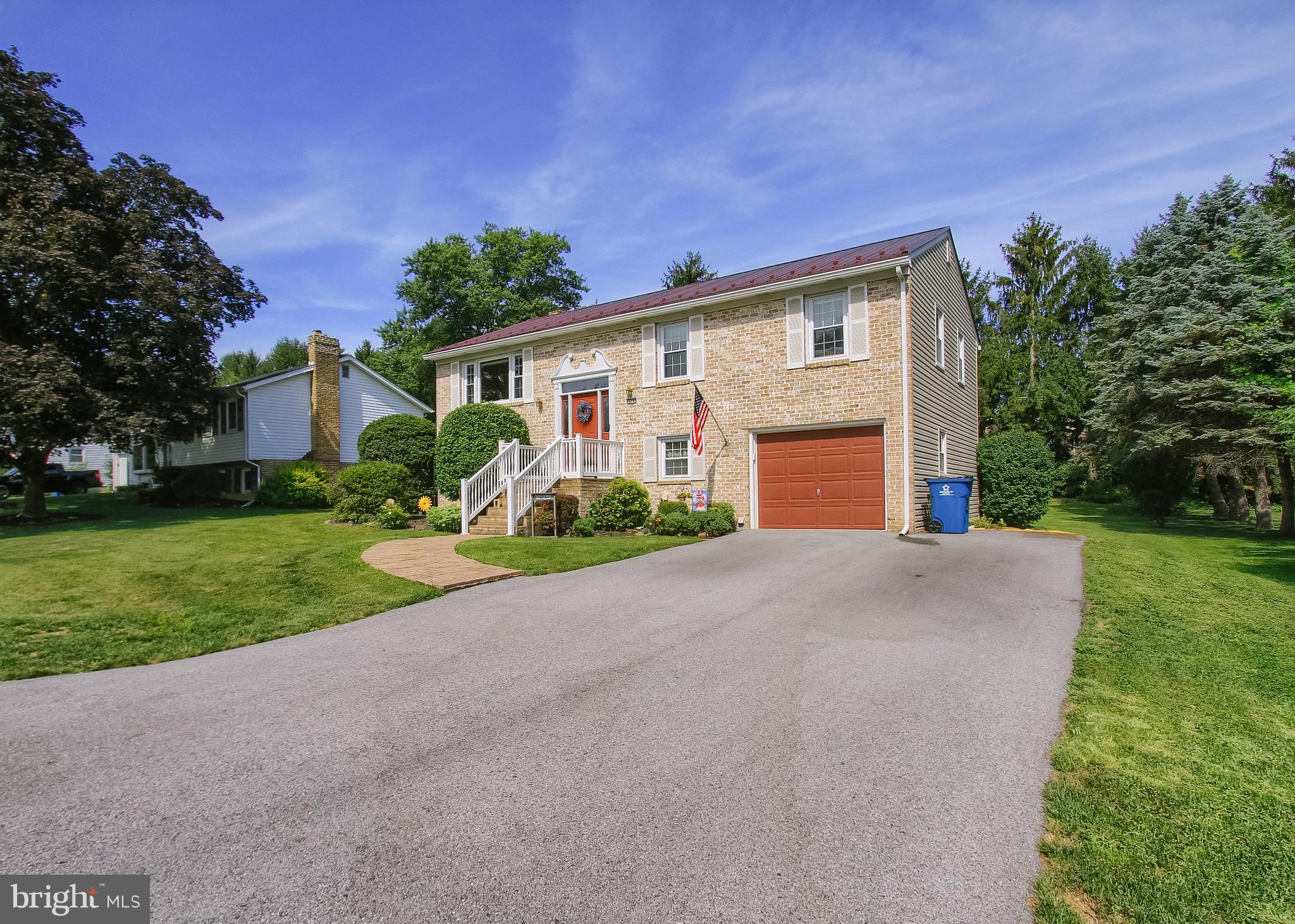 118 HOLLY DRIVE